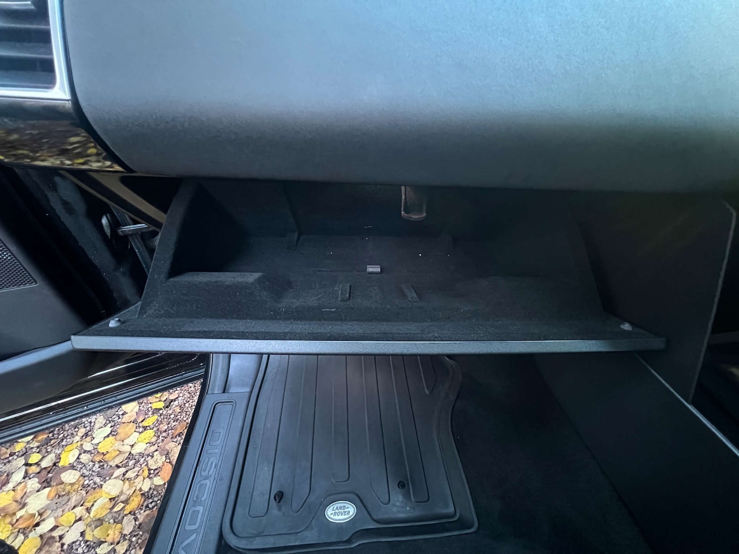 Used Land Rover Discovery 2018 for sale - 77152844: Photo 30