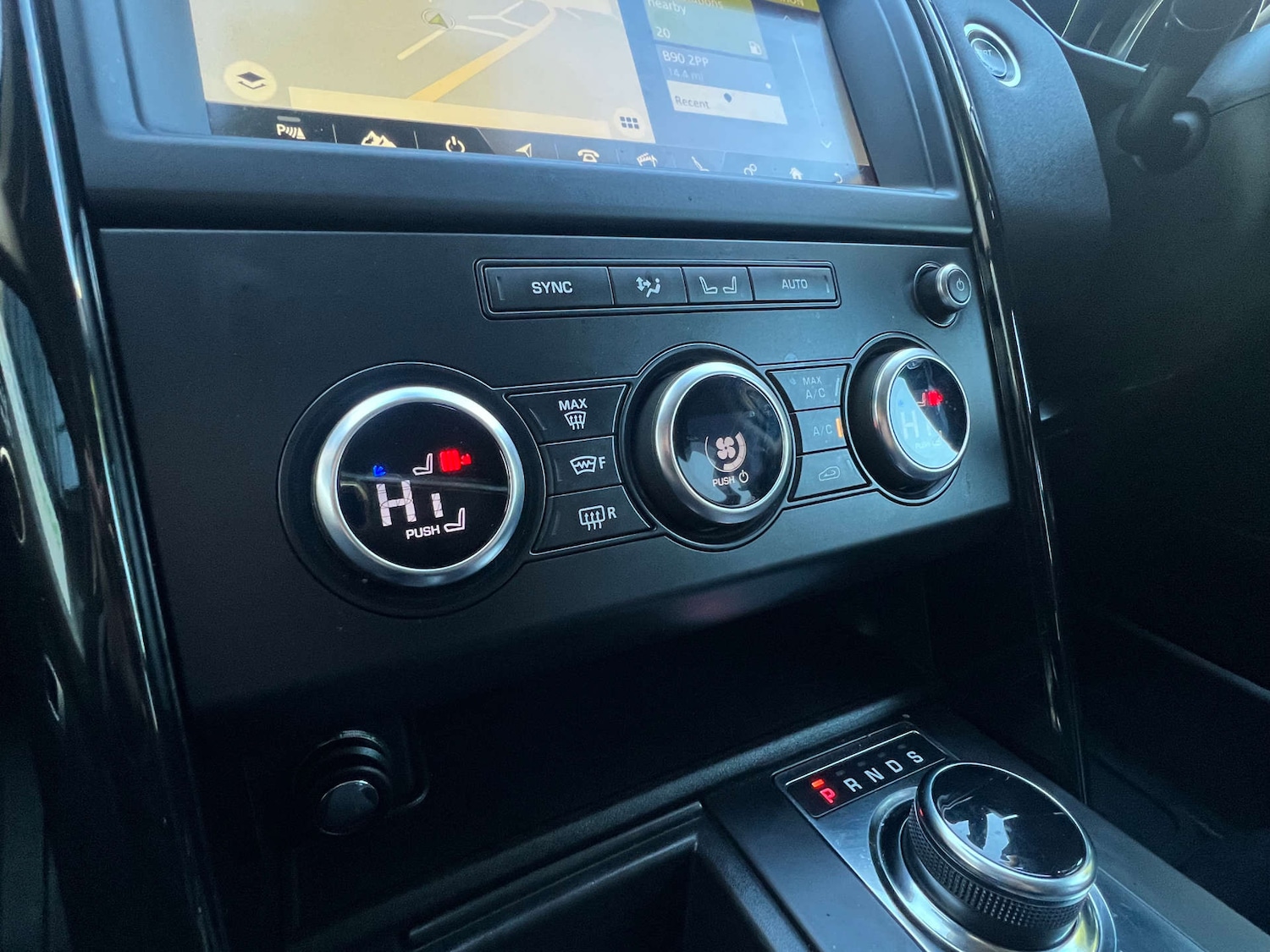 Used Land Rover Discovery 2018 for sale - 77152844: Photo 32