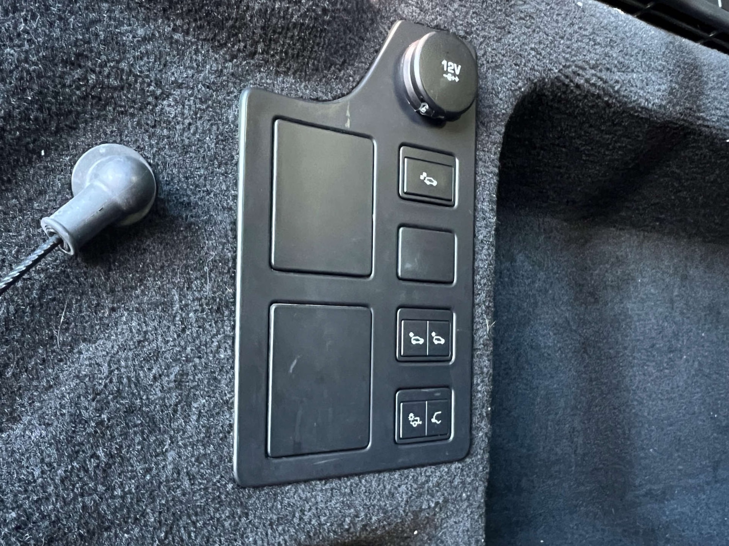 Used Land Rover Discovery 2018 for sale - 77152844: Photo 38