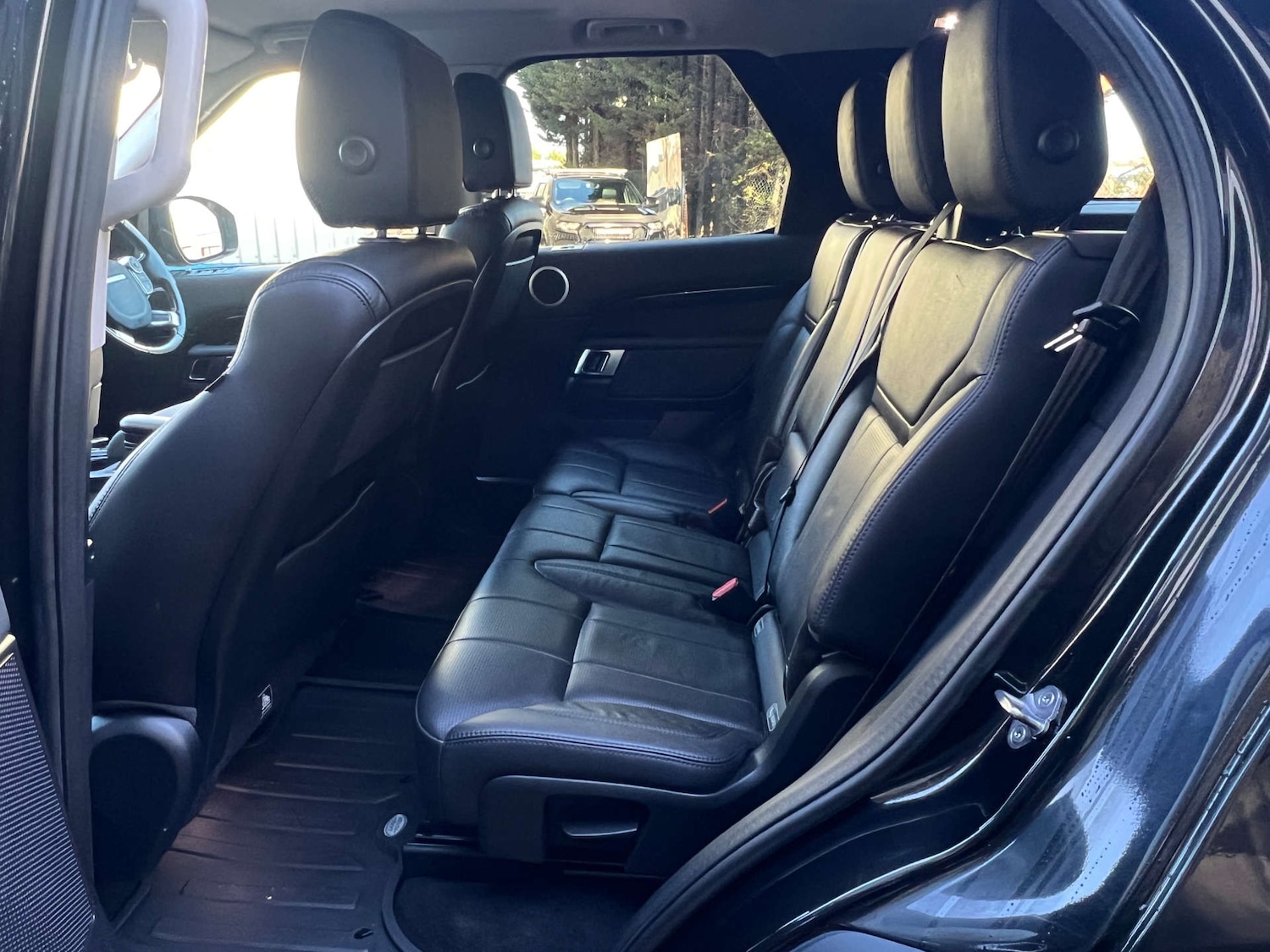 Used Land Rover Discovery 2018 for sale - 77152844: Photo 41