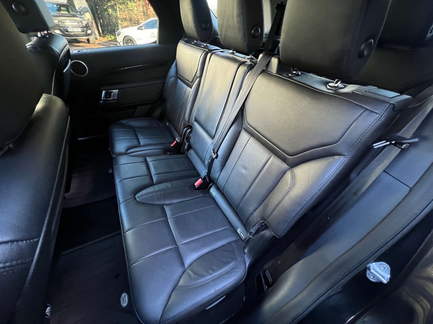 Used Land Rover Discovery 2018 for sale - 77152844: Photo 42