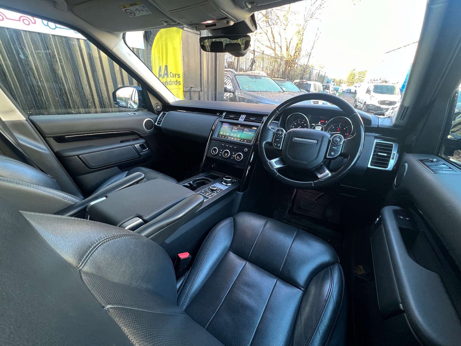 Used Land Rover Discovery 2018 for sale - 77152844: Photo 62