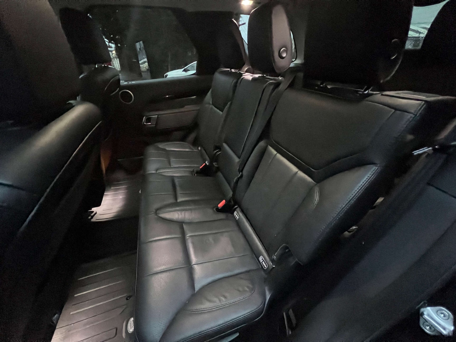 Used Land Rover Discovery 2018 for sale - 77152844: Photo 72