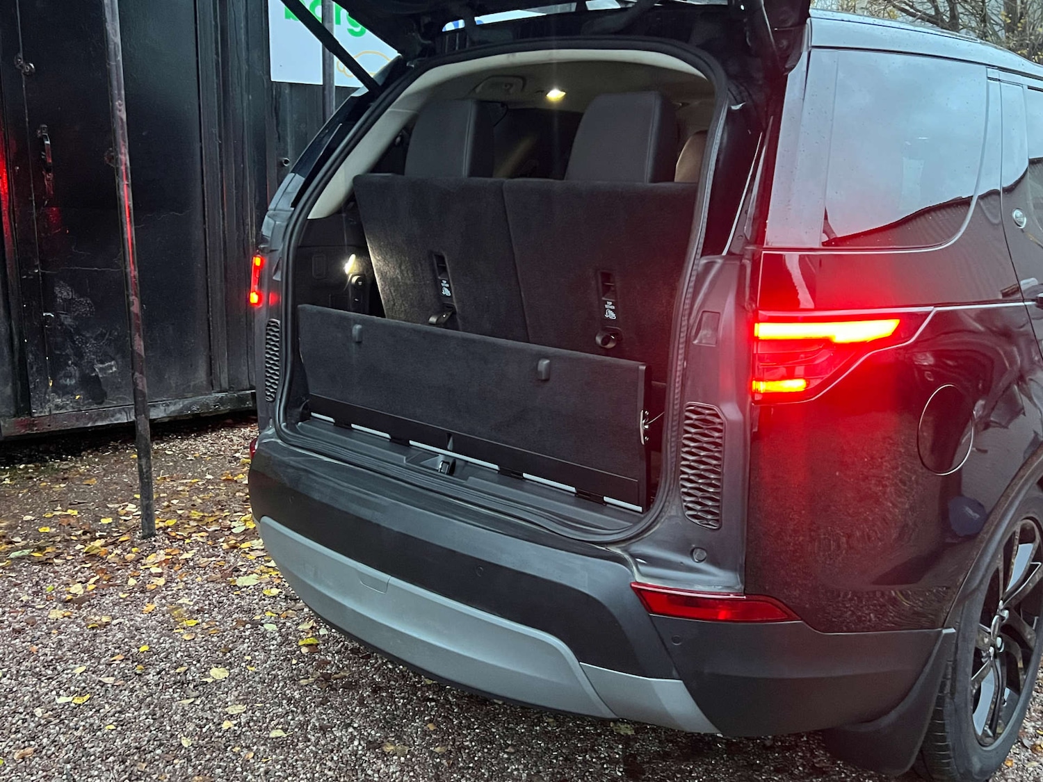 Used Land Rover Discovery 2018 for sale - 77152844: Photo 80