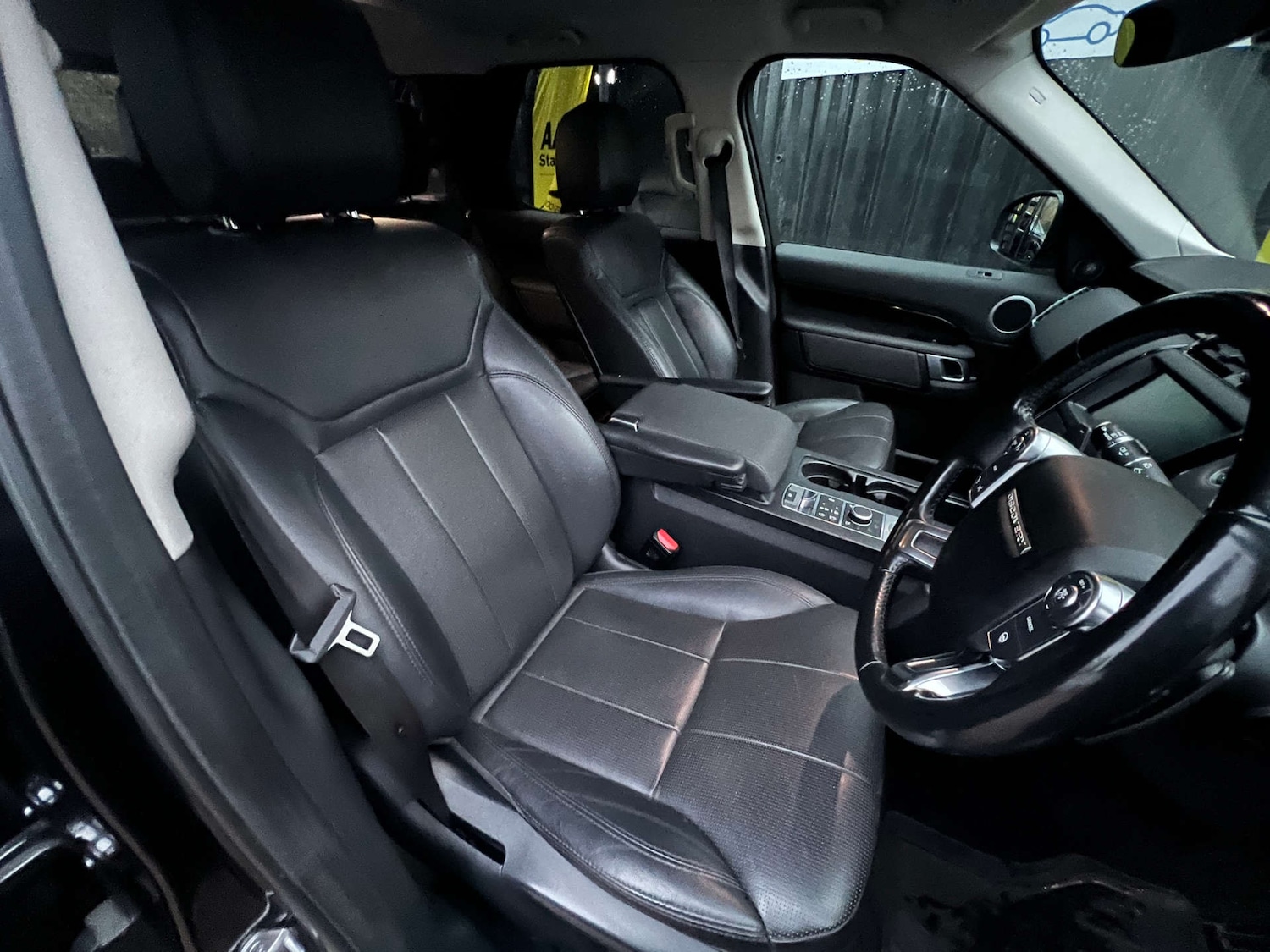 Used Land Rover Discovery 2018 for sale - 77152844: Photo 90