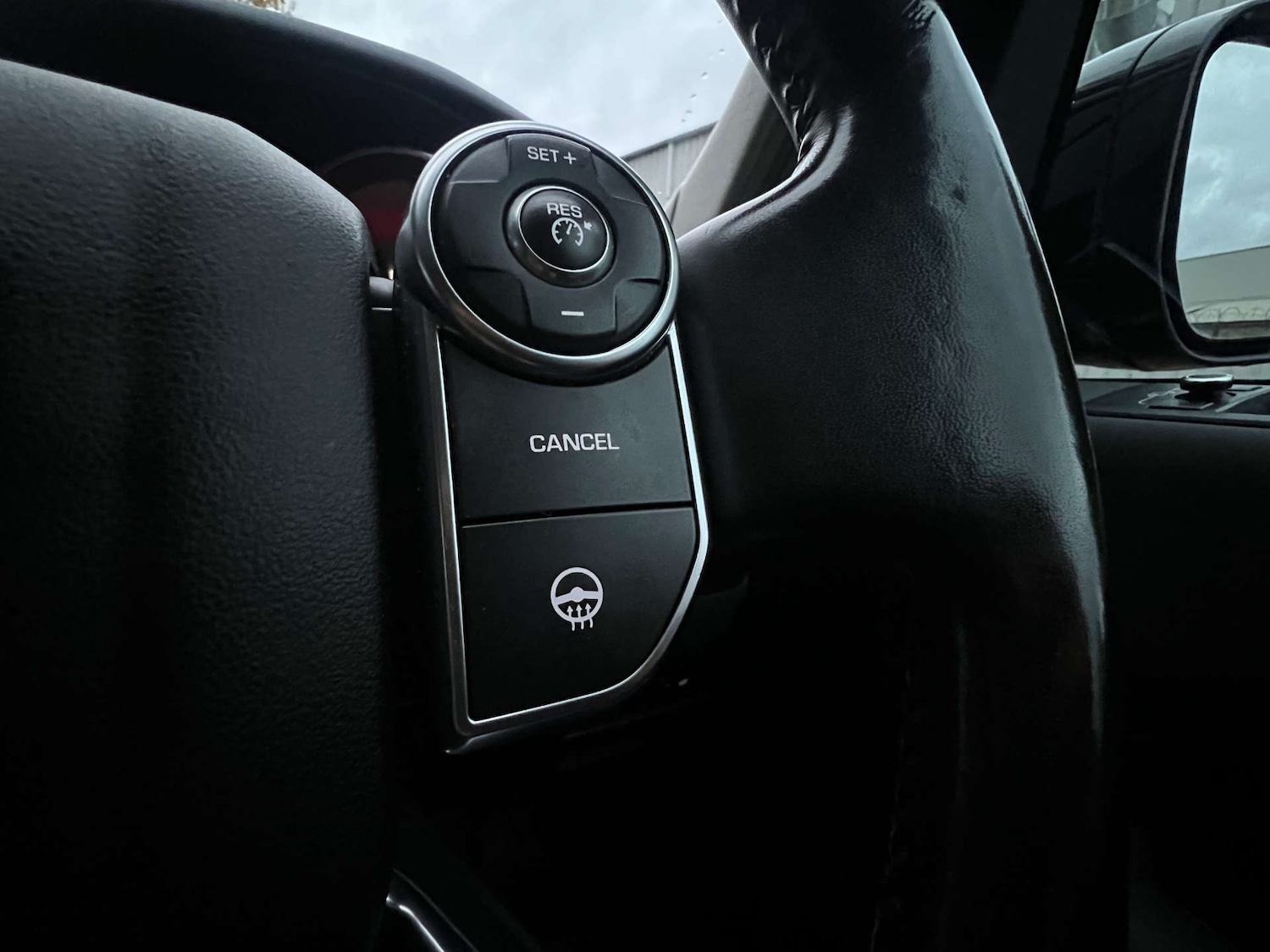 Used Land Rover Discovery 2018 for sale - 77152844: Photo 92