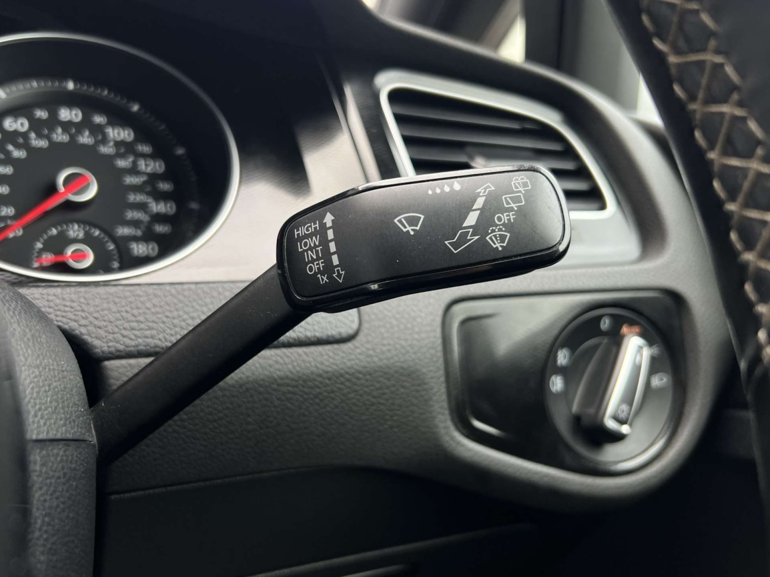 Used Volkswagen Golf 2015 for sale - 77138698: Photo 19