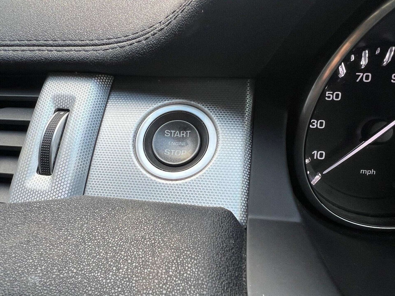 Used Land Rover Range Rover Evoque 2013 for sale - 77152839: Photo 32