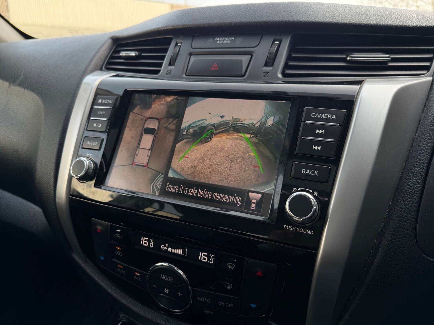 Used Nissan Navara 2020 for sale - 77813593: Photo 28