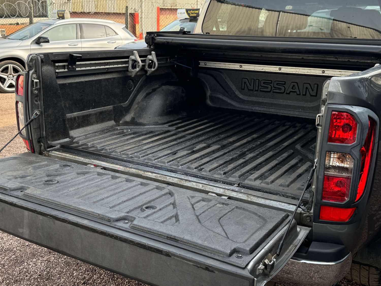 Used Nissan Navara 2020 for sale - 77813593: Photo 43