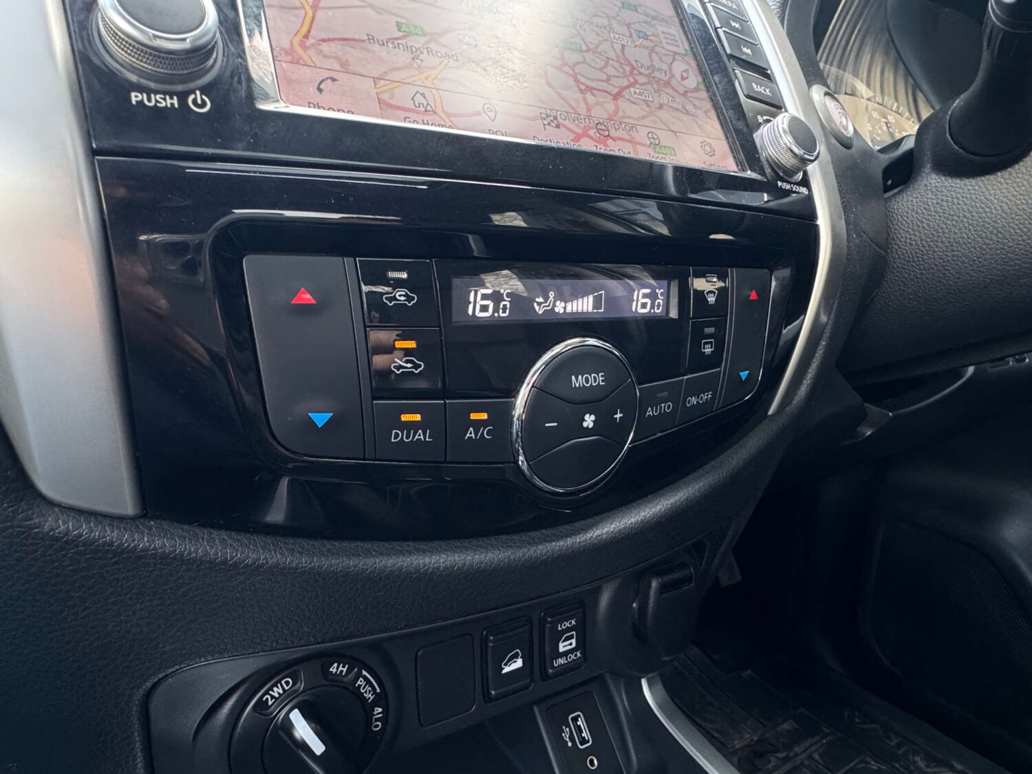 Used Nissan Navara 2020 for sale - 77813593: Photo 57