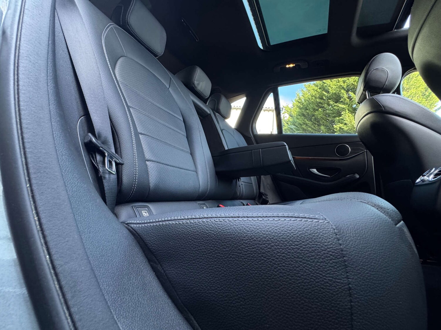 Used Mercedes-Benz GLC 2018 for sale - 77931927: Photo 20