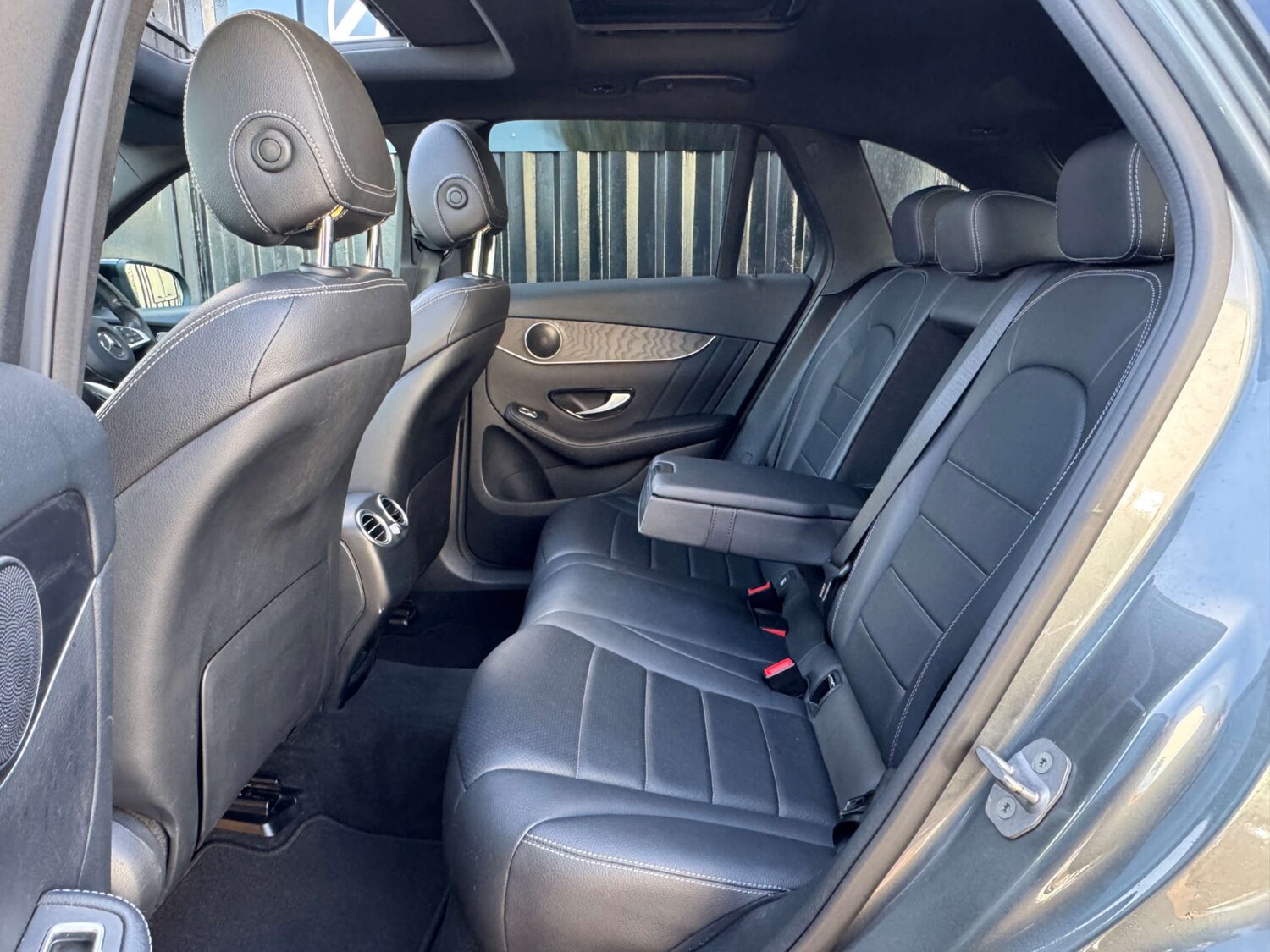 Used Mercedes-Benz GLC 2018 for sale - 77931927: Photo 25