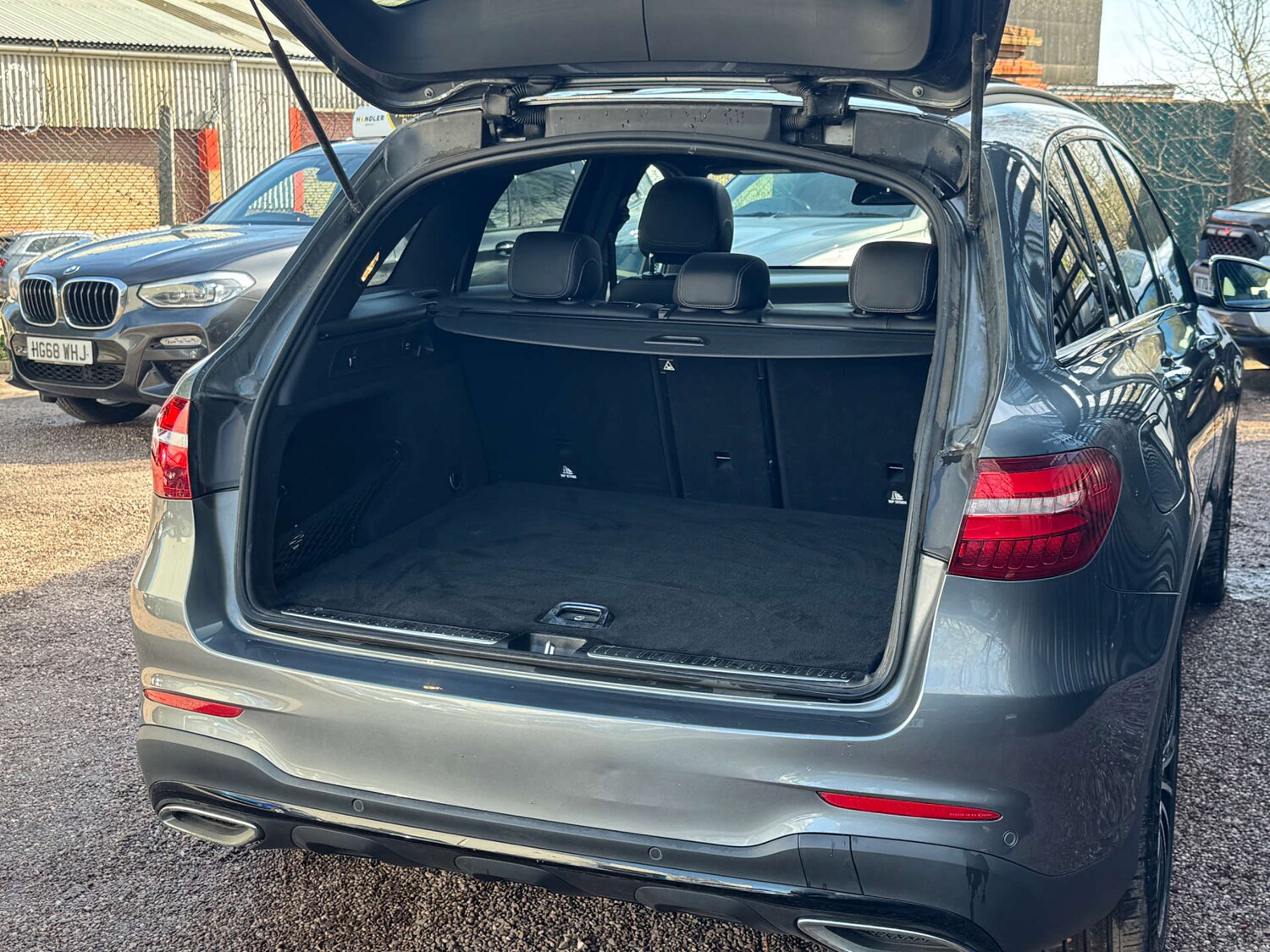 Used Mercedes-Benz GLC 2018 for sale - 77931927: Photo 55