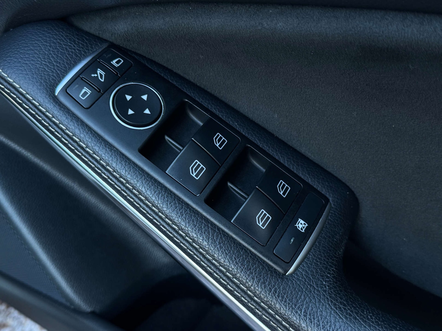 Used Mercedes-Benz A-Class 2017 for sale - 77138697: Photo 57