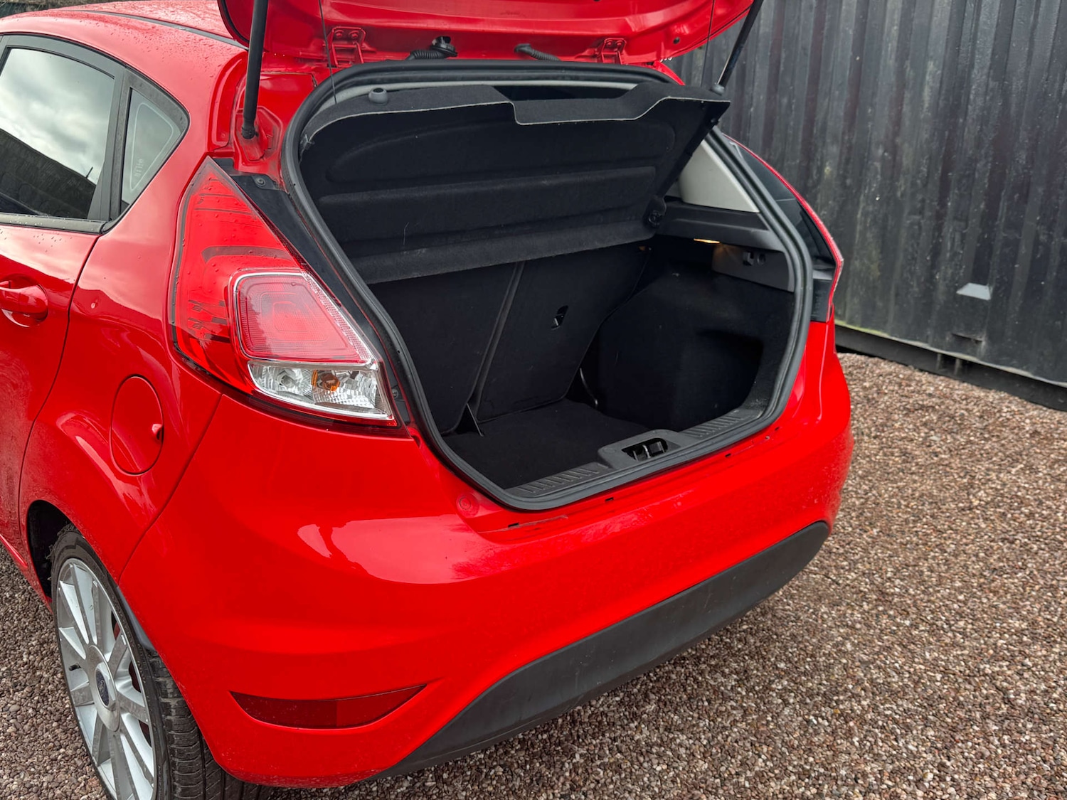 Used Ford Fiesta 2015 for sale - 77850594: Photo 38