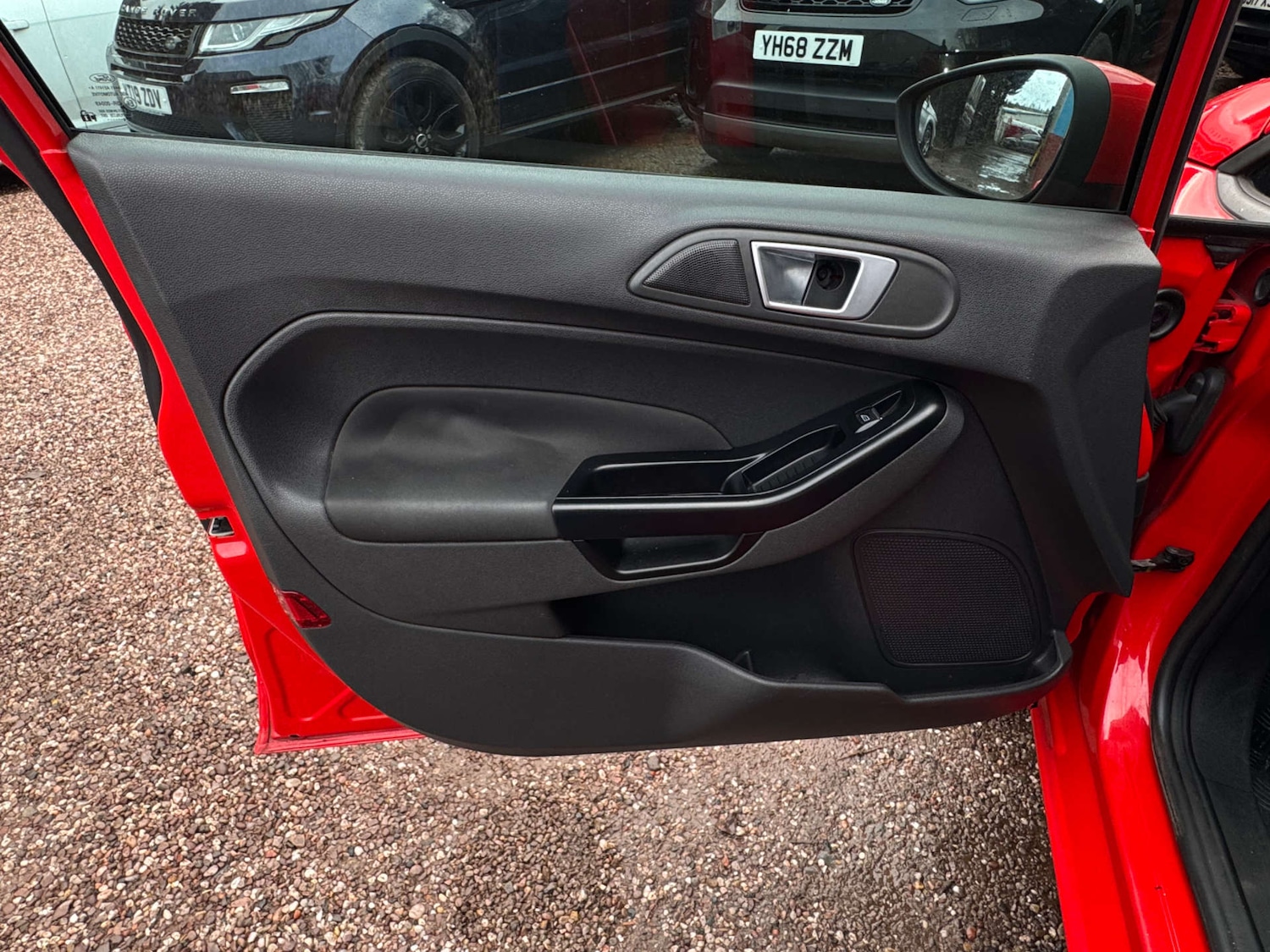 Used Ford Fiesta 2015 for sale - 77850594: Photo 47