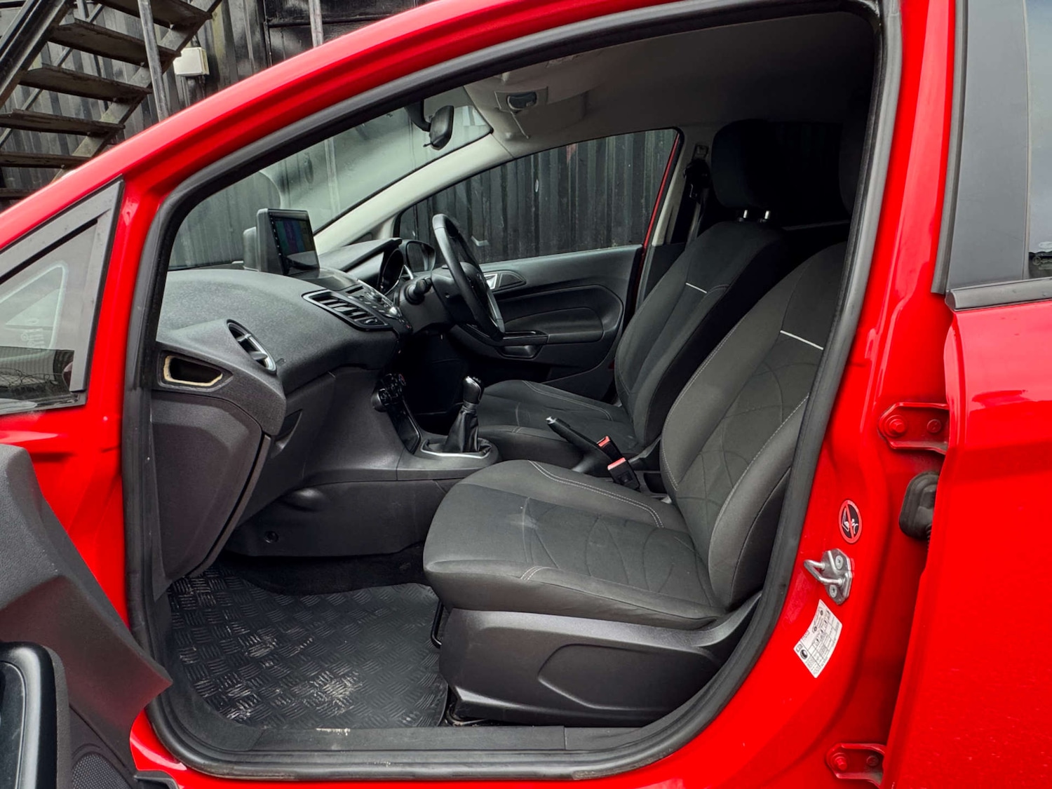 Used Ford Fiesta 2015 for sale - 77850594: Photo 48