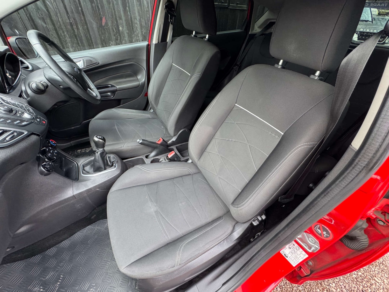 Used Ford Fiesta 2015 for sale - 77850594: Photo 50