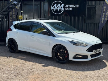 Used Ford Focus 2015 for sale - 79504404: Photo