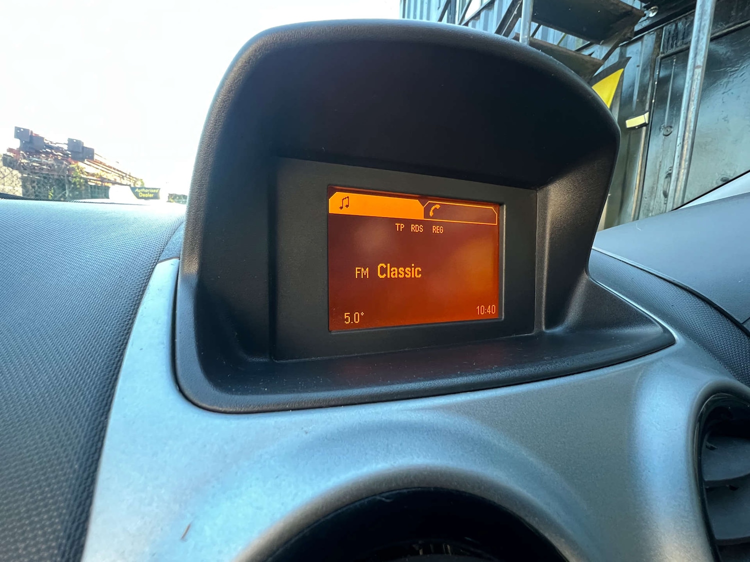 Used Vauxhall Corsa 2012 for sale - 77148686: Photo 20