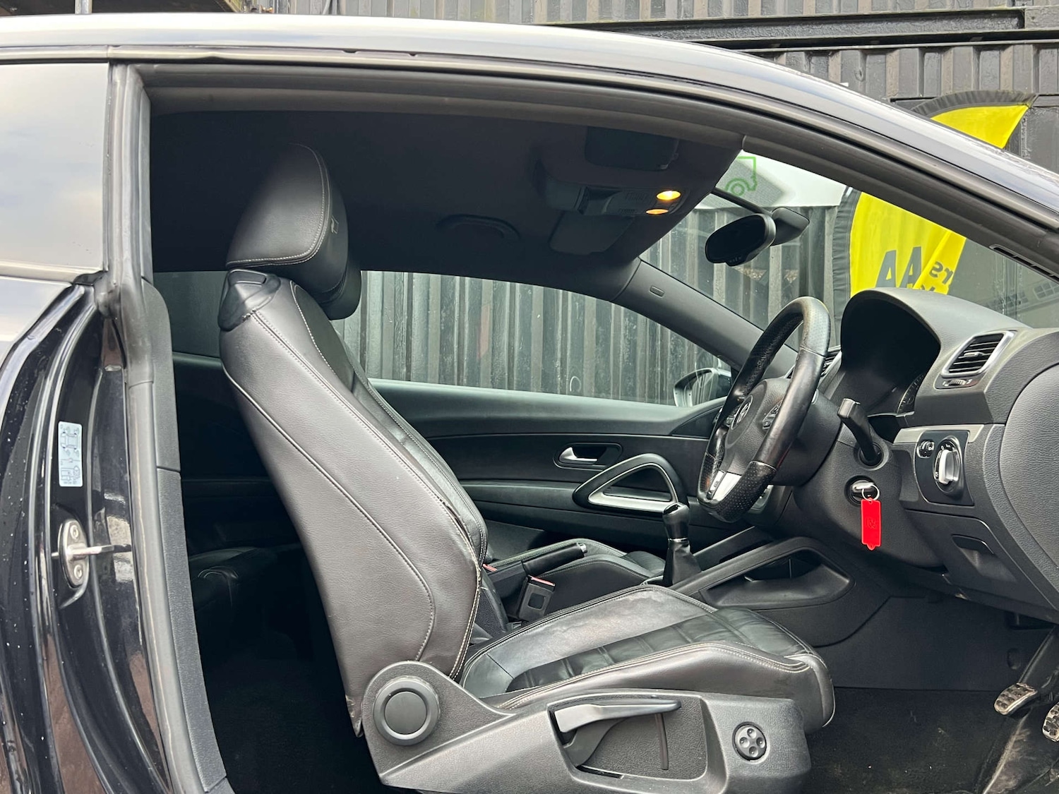 Used Volkswagen Scirocco 2014 for sale - 77148696: Photo 10