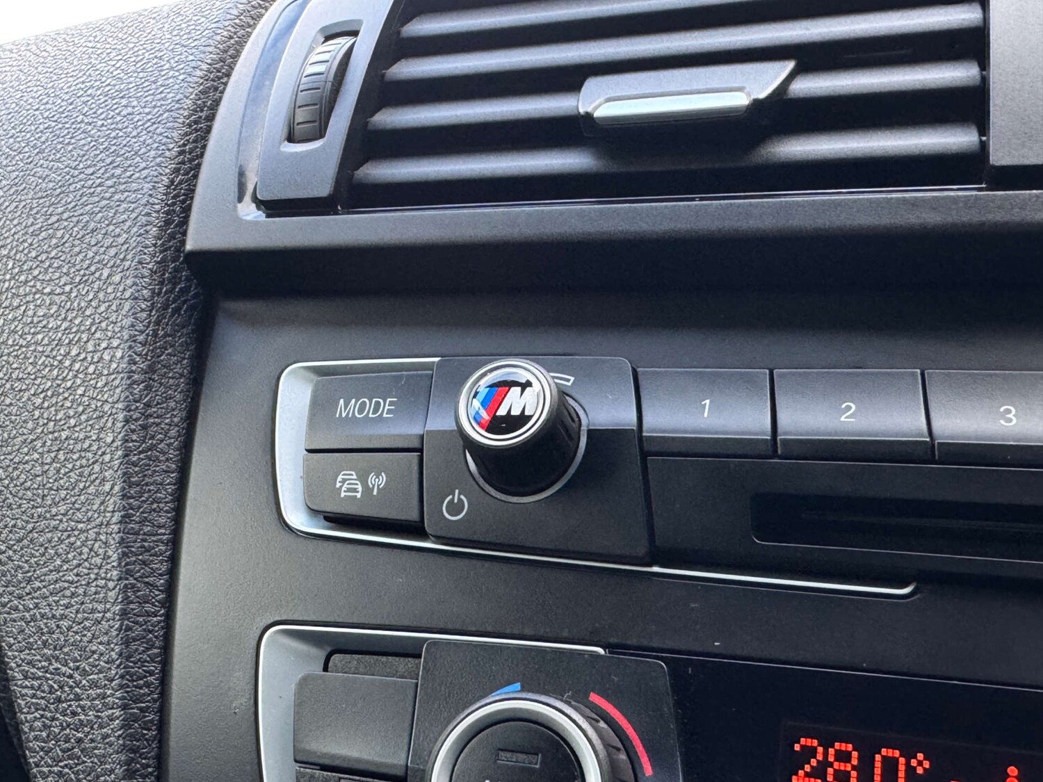 Used BMW 1 Series 2014 for sale - 77434650: Photo 33