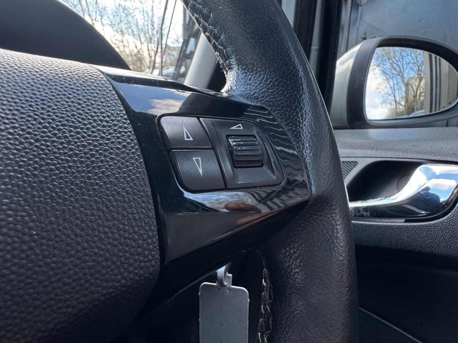 Used Vauxhall Corsa 2010 for sale - 77897919: Photo 20