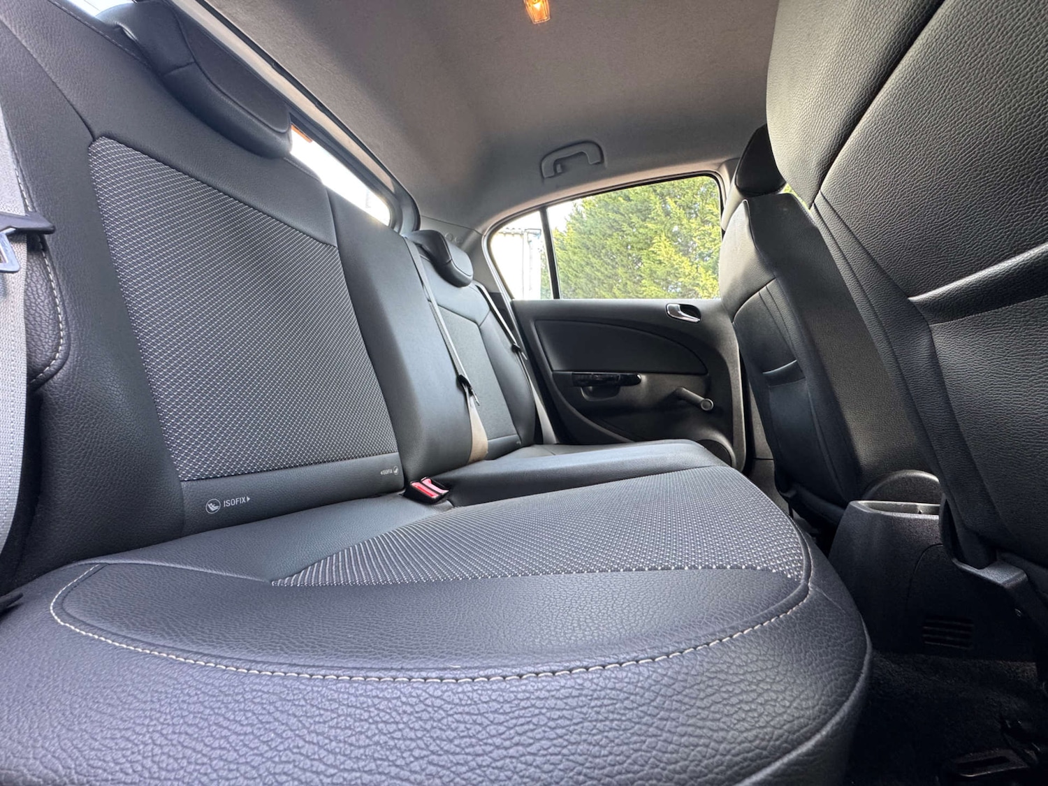 Used Vauxhall Corsa 2010 for sale - 77897919: Photo 33