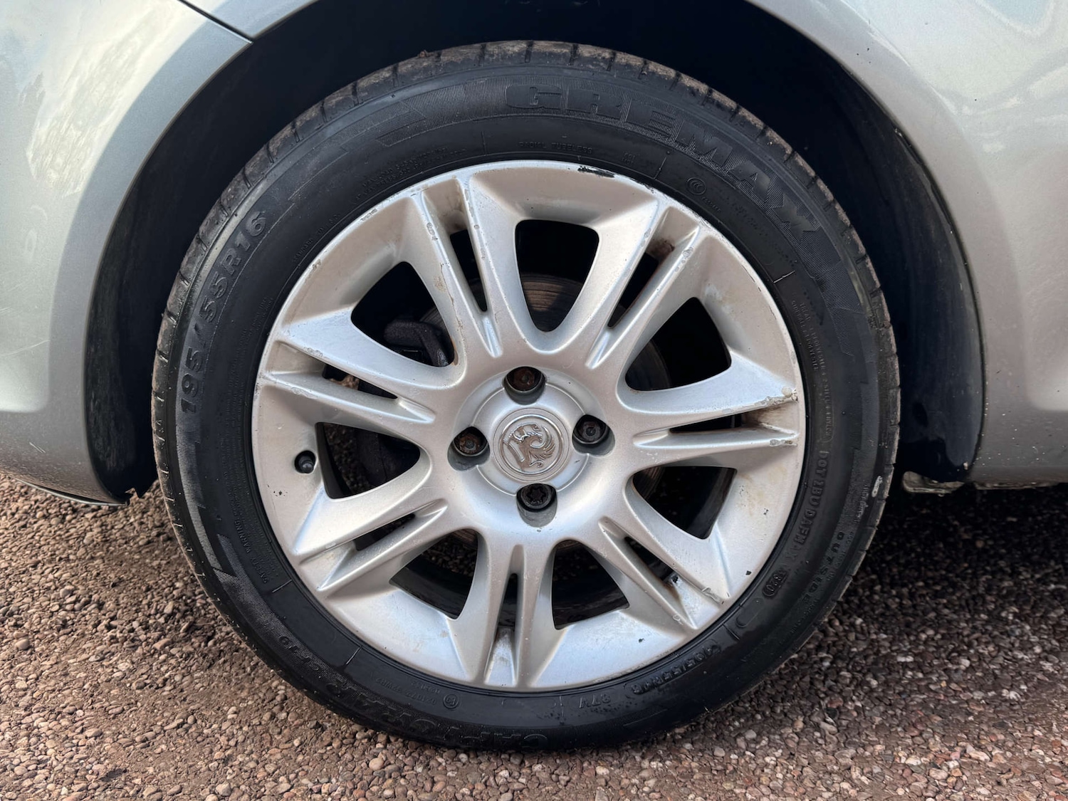 Used Vauxhall Corsa 2010 for sale - 77897919: Photo 57