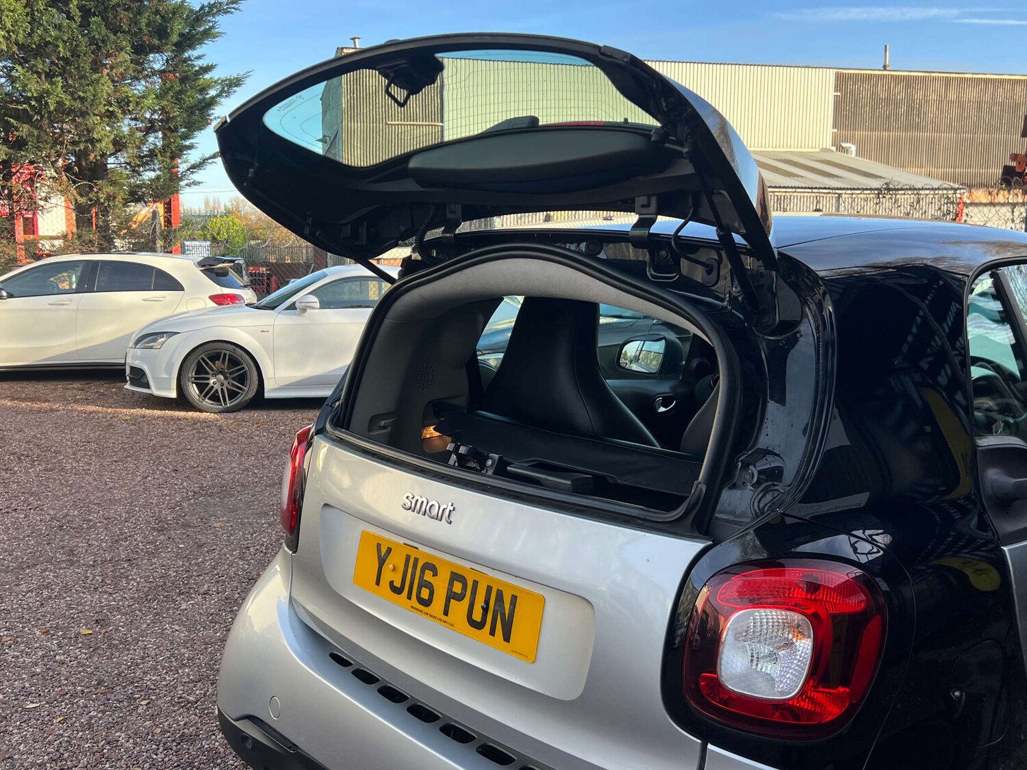 Used smart fortwo 2016 for sale - 77138694: Photo 25