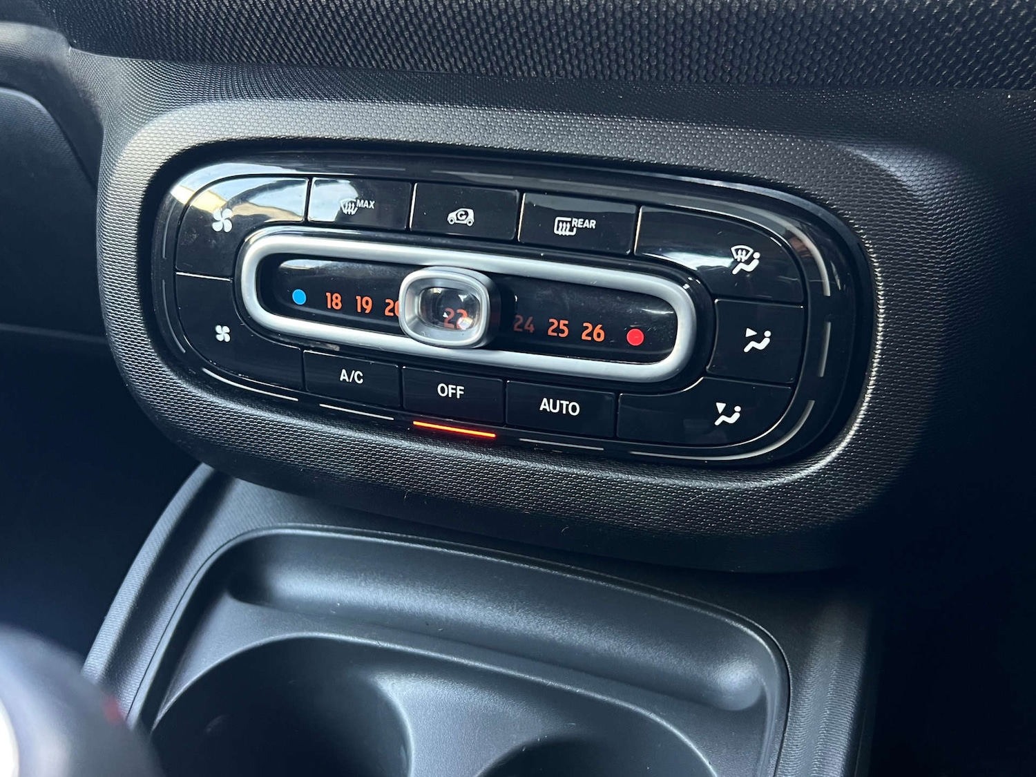 Used smart fortwo 2016 for sale - 77138694: Photo 34