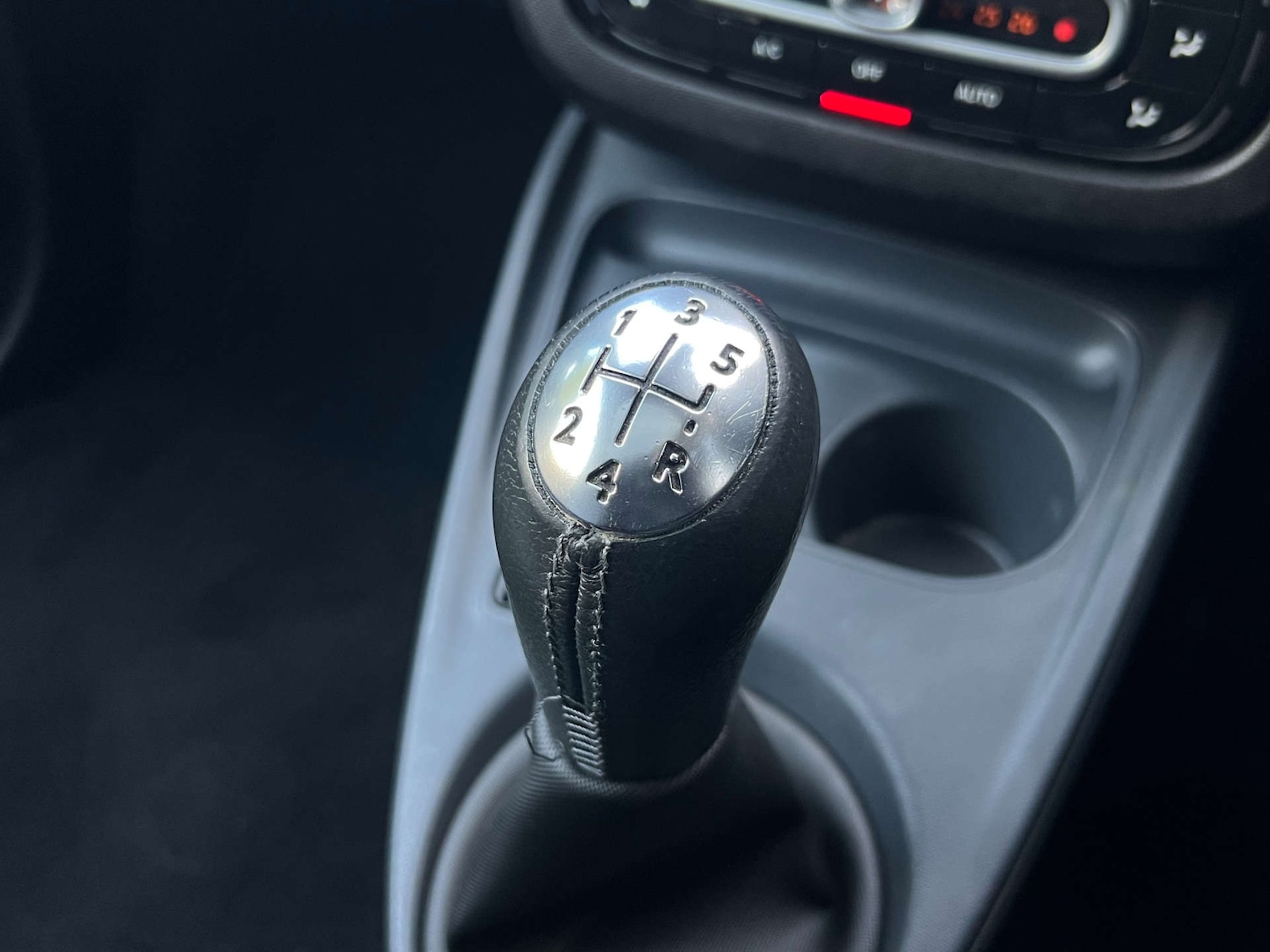 Used smart fortwo 2016 for sale - 77138694: Photo 35