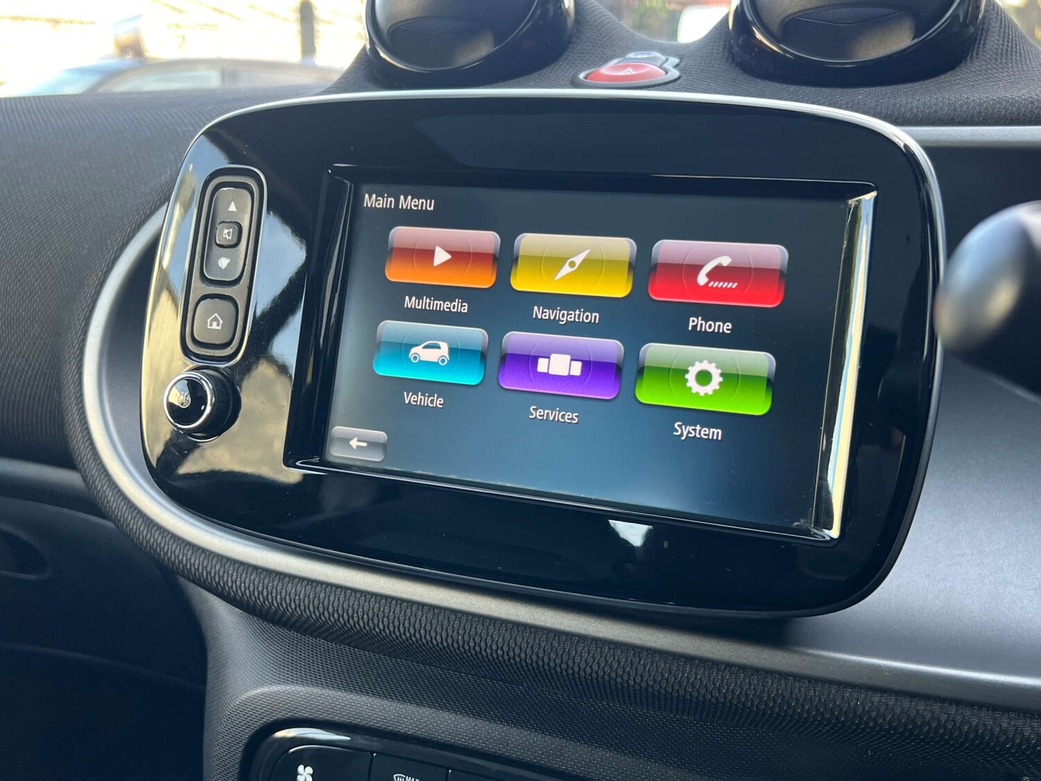 Used smart fortwo 2016 for sale - 77138694: Photo 37