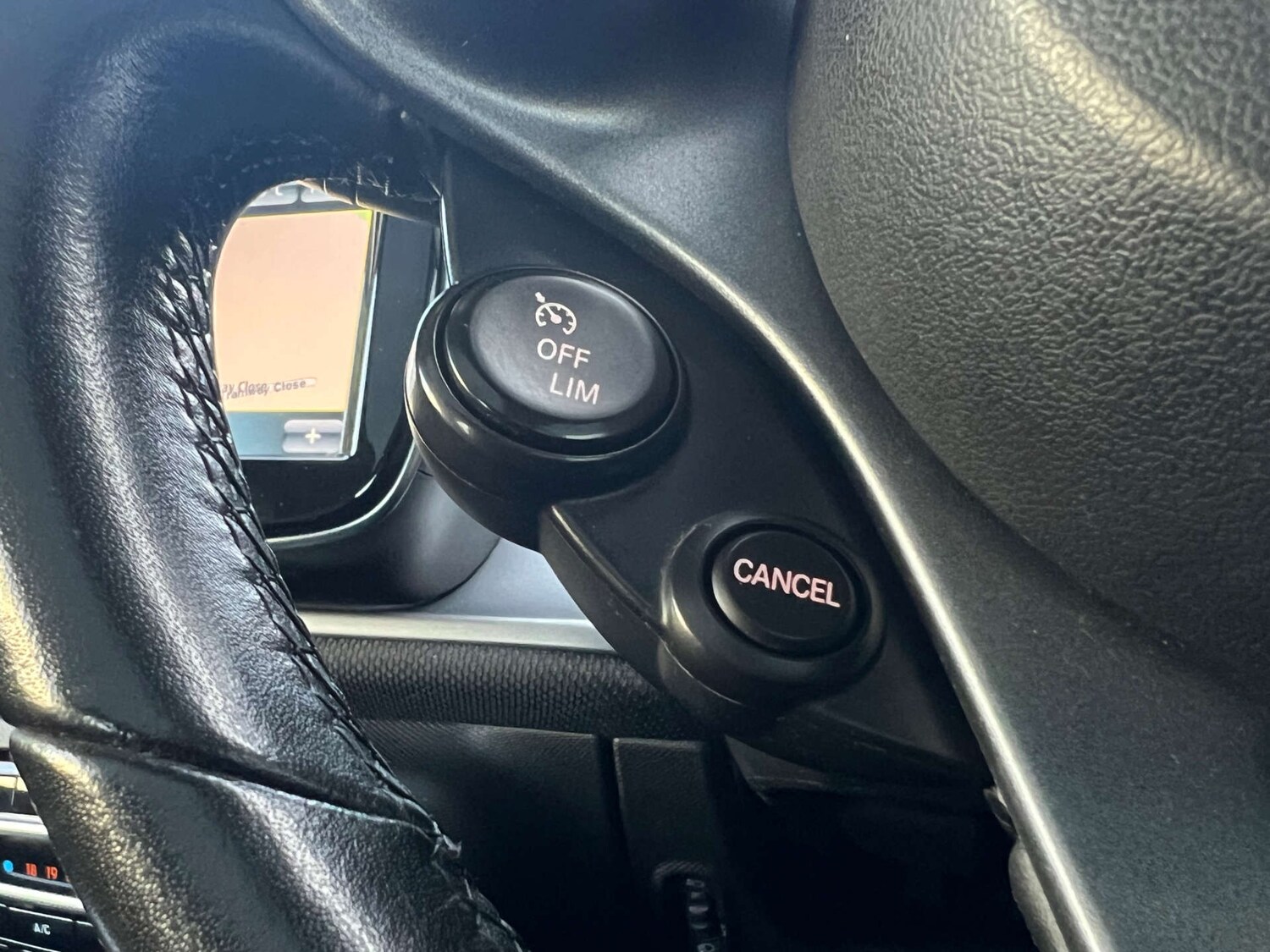 Used smart fortwo 2016 for sale - 77138694: Photo 47