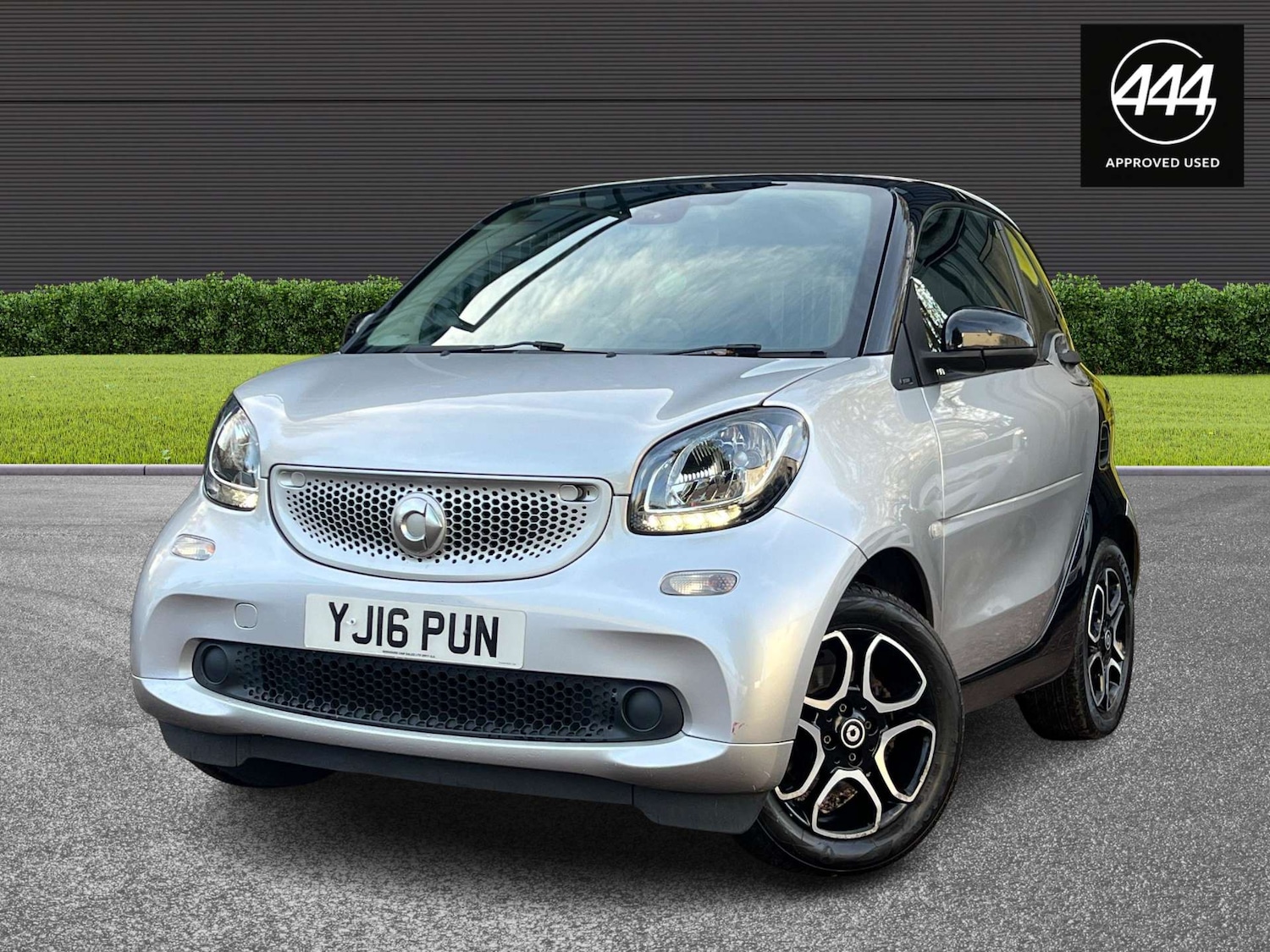 Used smart fortwo 2016 for sale - 77138694: Photo 5