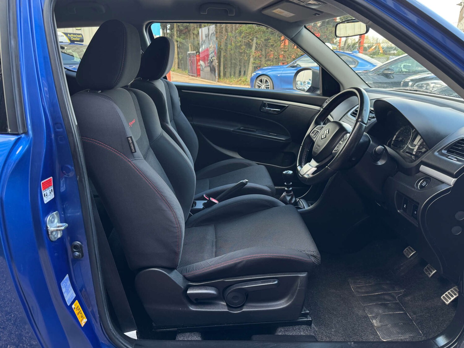 Used Suzuki Swift 2014 for sale - 78068077: Photo 12