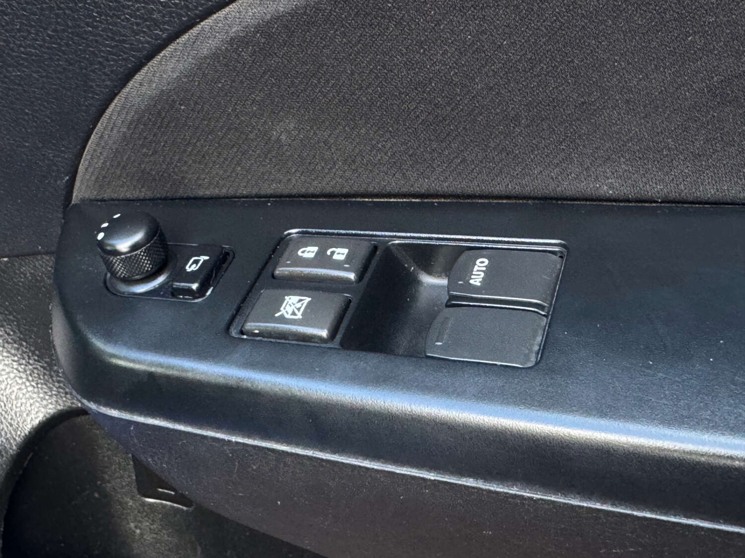 Used Suzuki Swift 2014 for sale - 78068077: Photo 14