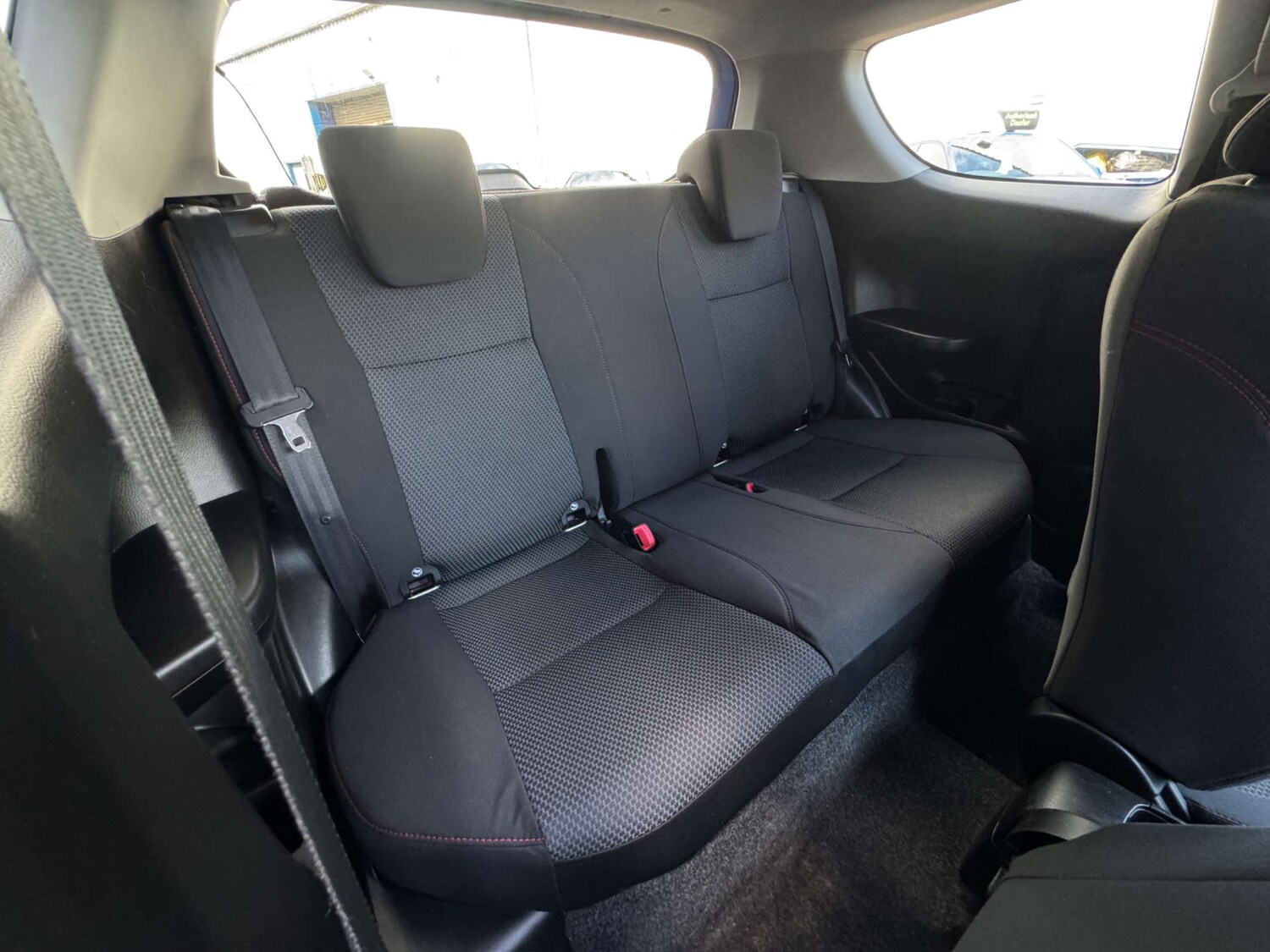 Used Suzuki Swift 2014 for sale - 78068077: Photo 15