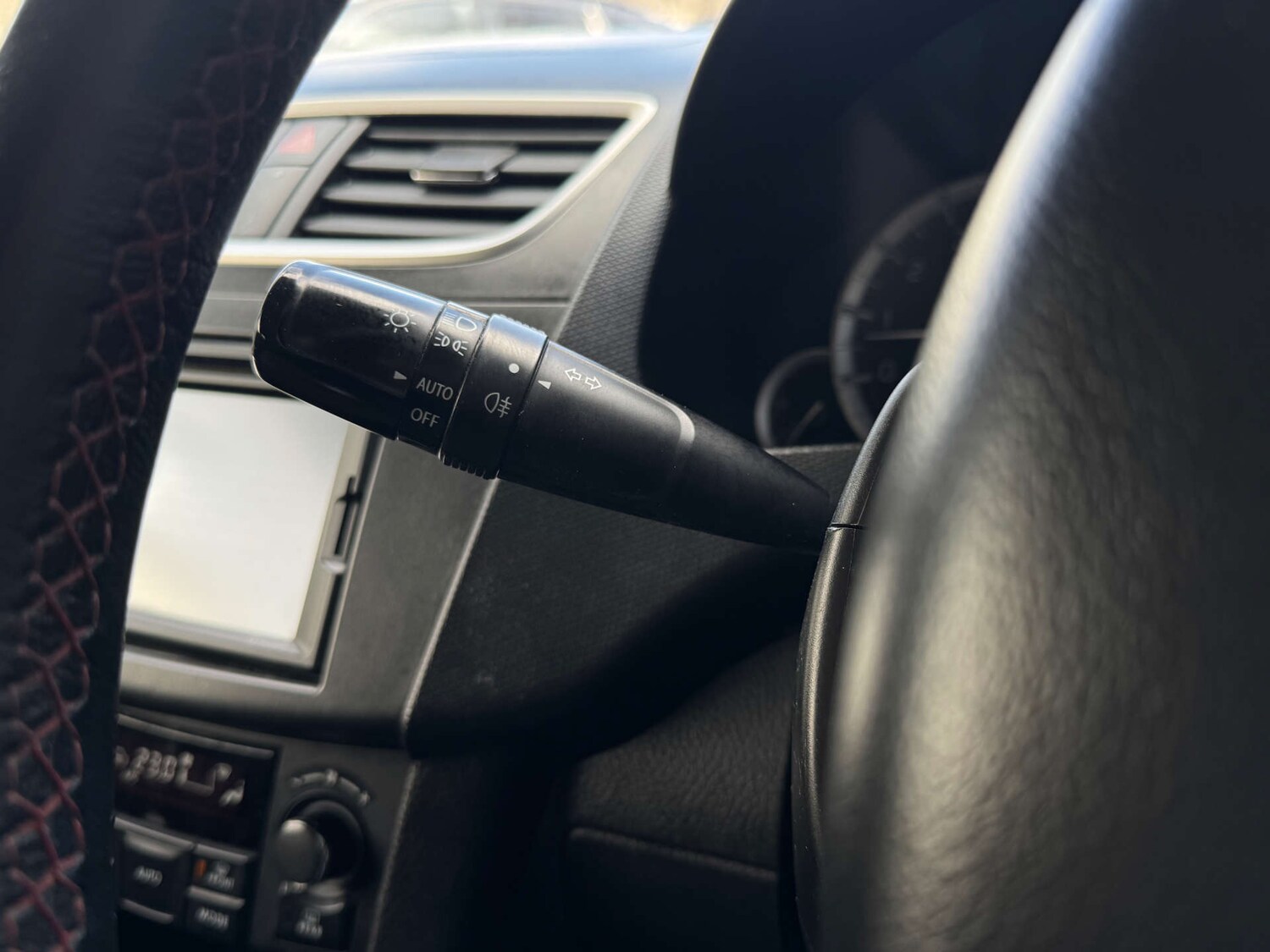 Used Suzuki Swift 2014 for sale - 78068077: Photo 22