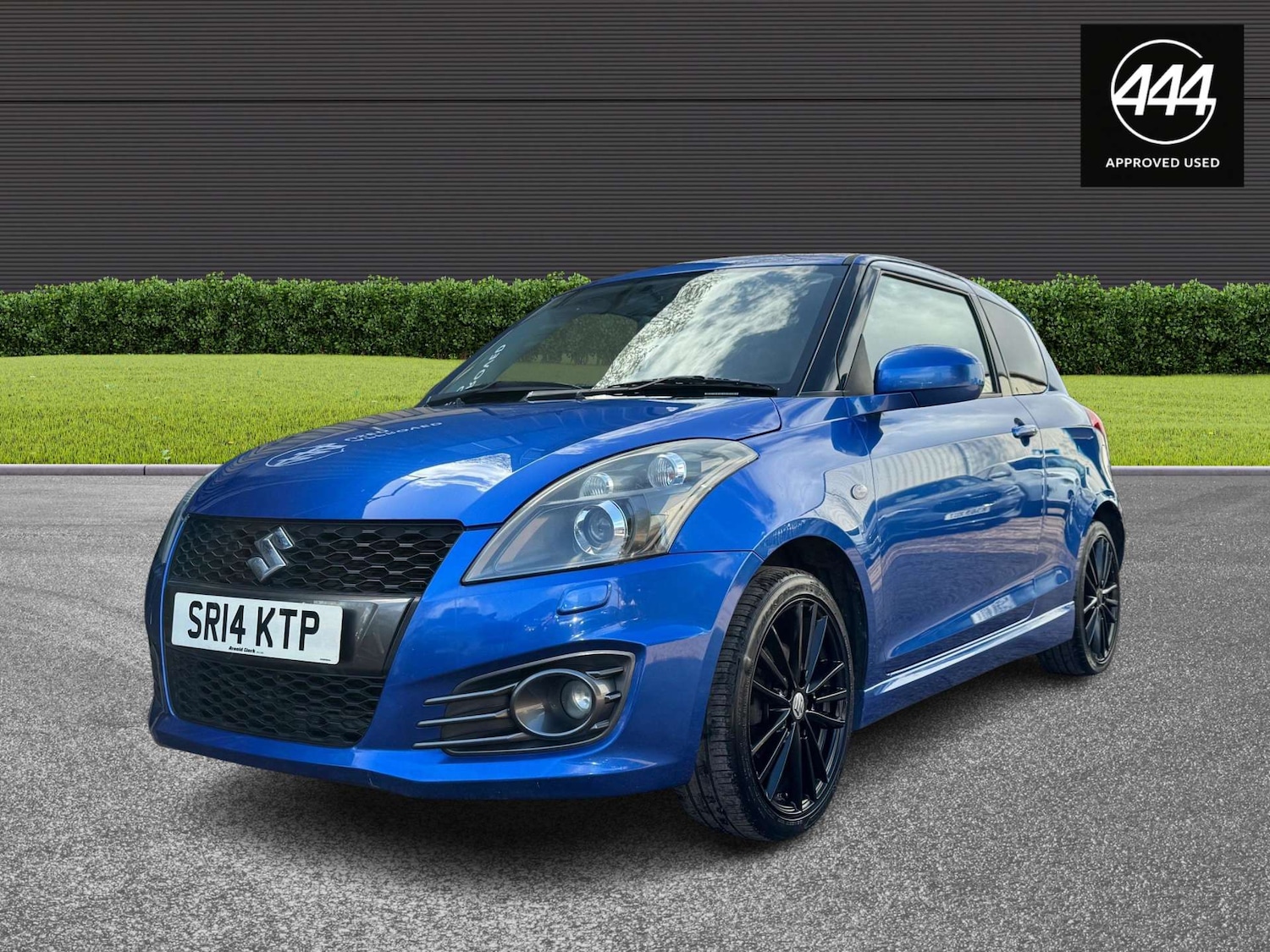 Used Suzuki Swift 2014 for sale - 78068077: Photo 3