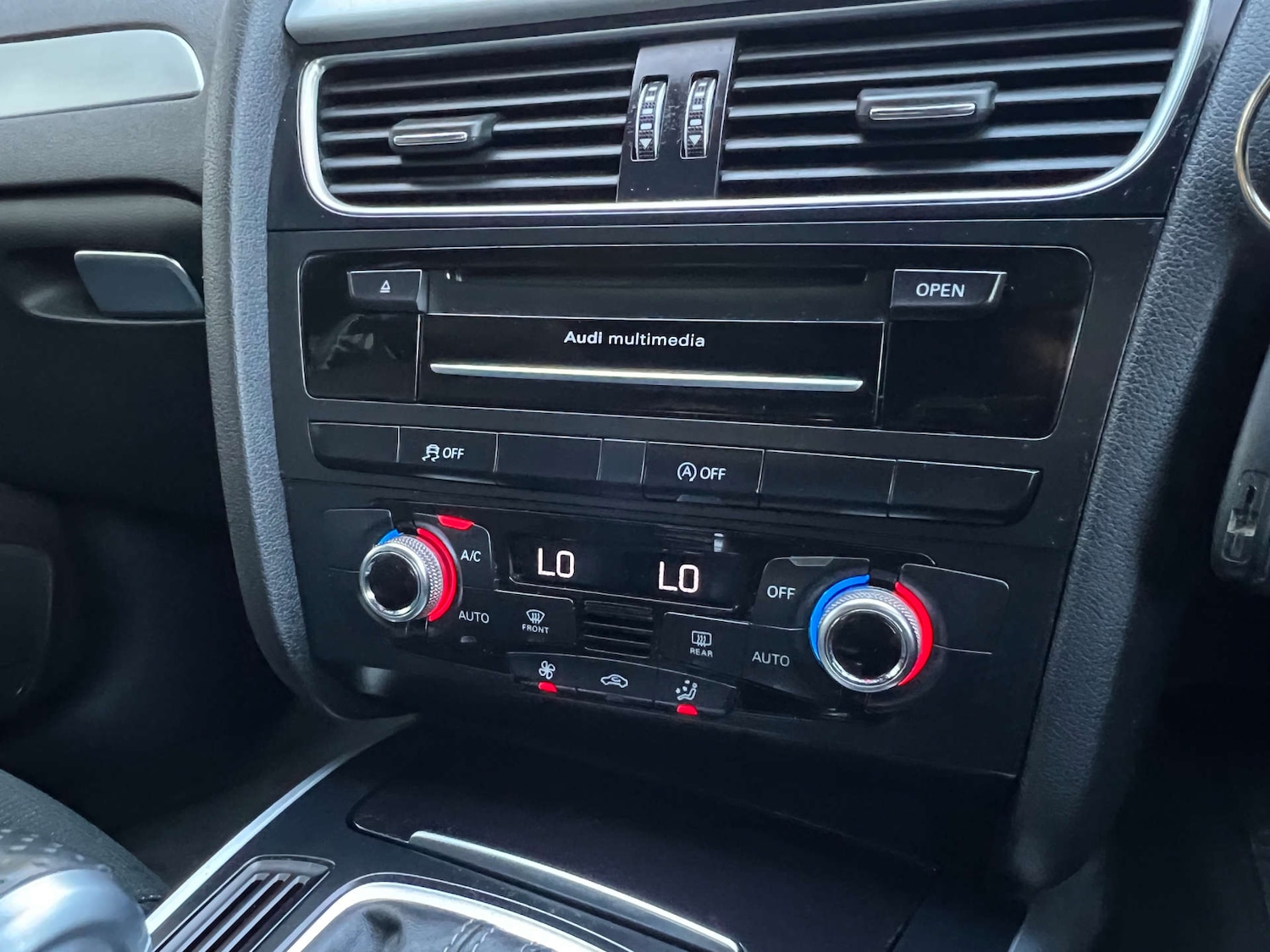 Used Audi A4 2015 for sale - 77152831: Photo 37