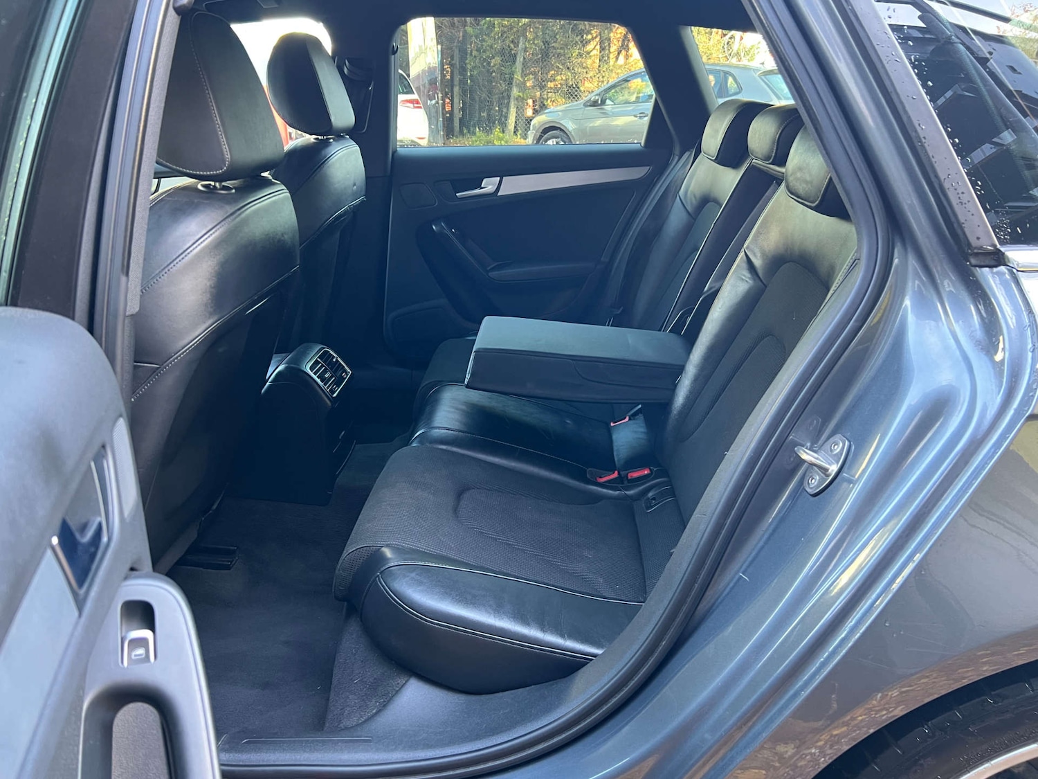 Used Audi A4 2015 for sale - 77152831: Photo 51