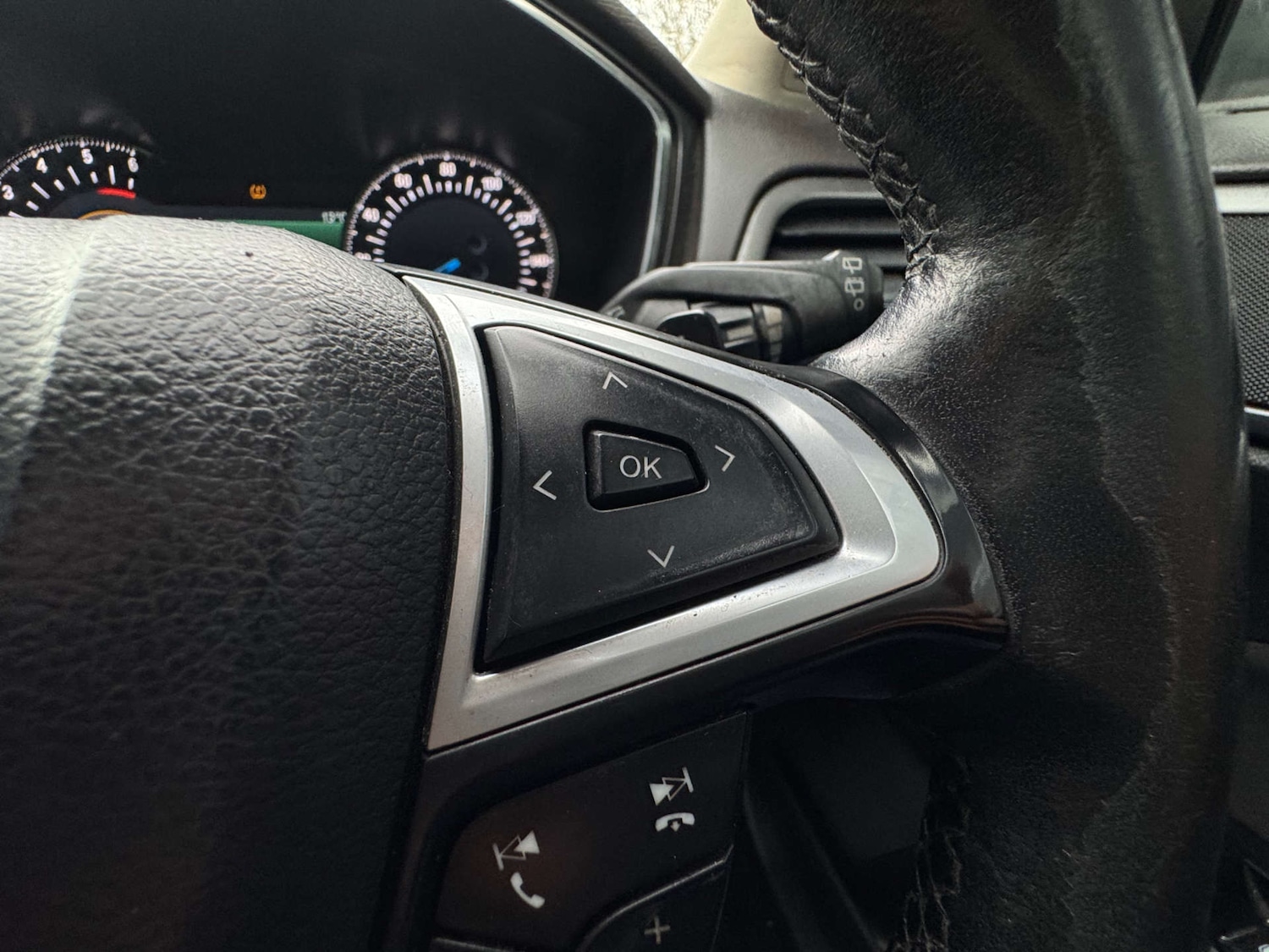 Used Ford Mondeo 2016 for sale - 77702645: Photo 28