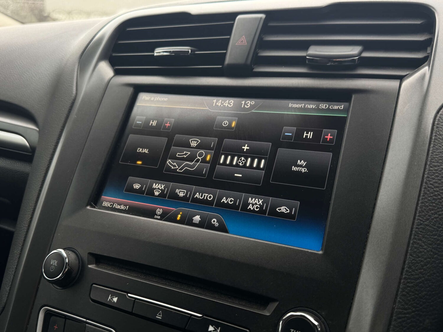 Used Ford Mondeo 2016 for sale - 77702645: Photo 41