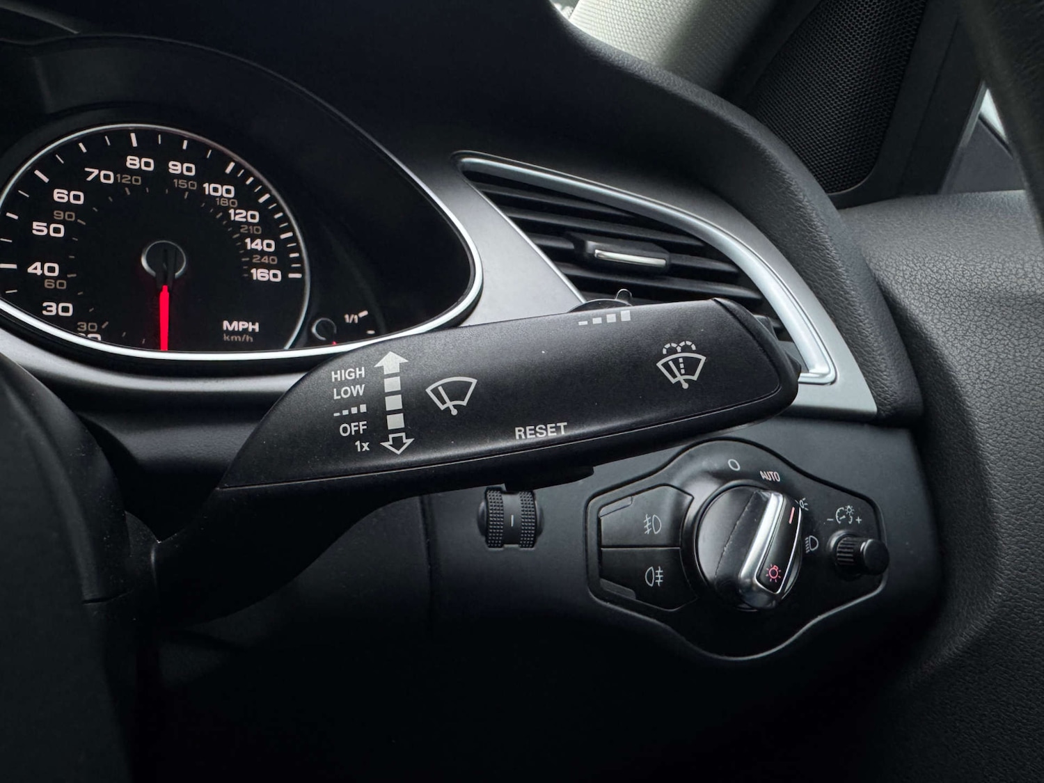 Used Audi A4 2014 for sale - 77326048: Photo 30