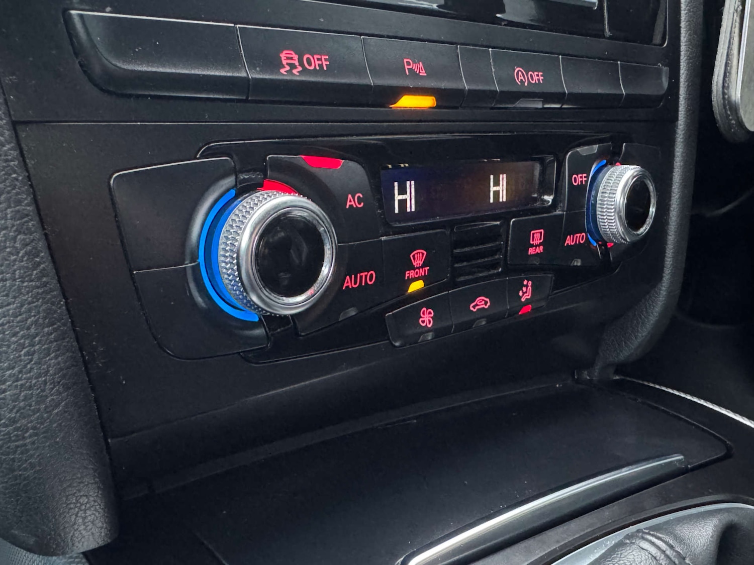 Used Audi A4 2014 for sale - 77326048: Photo 35