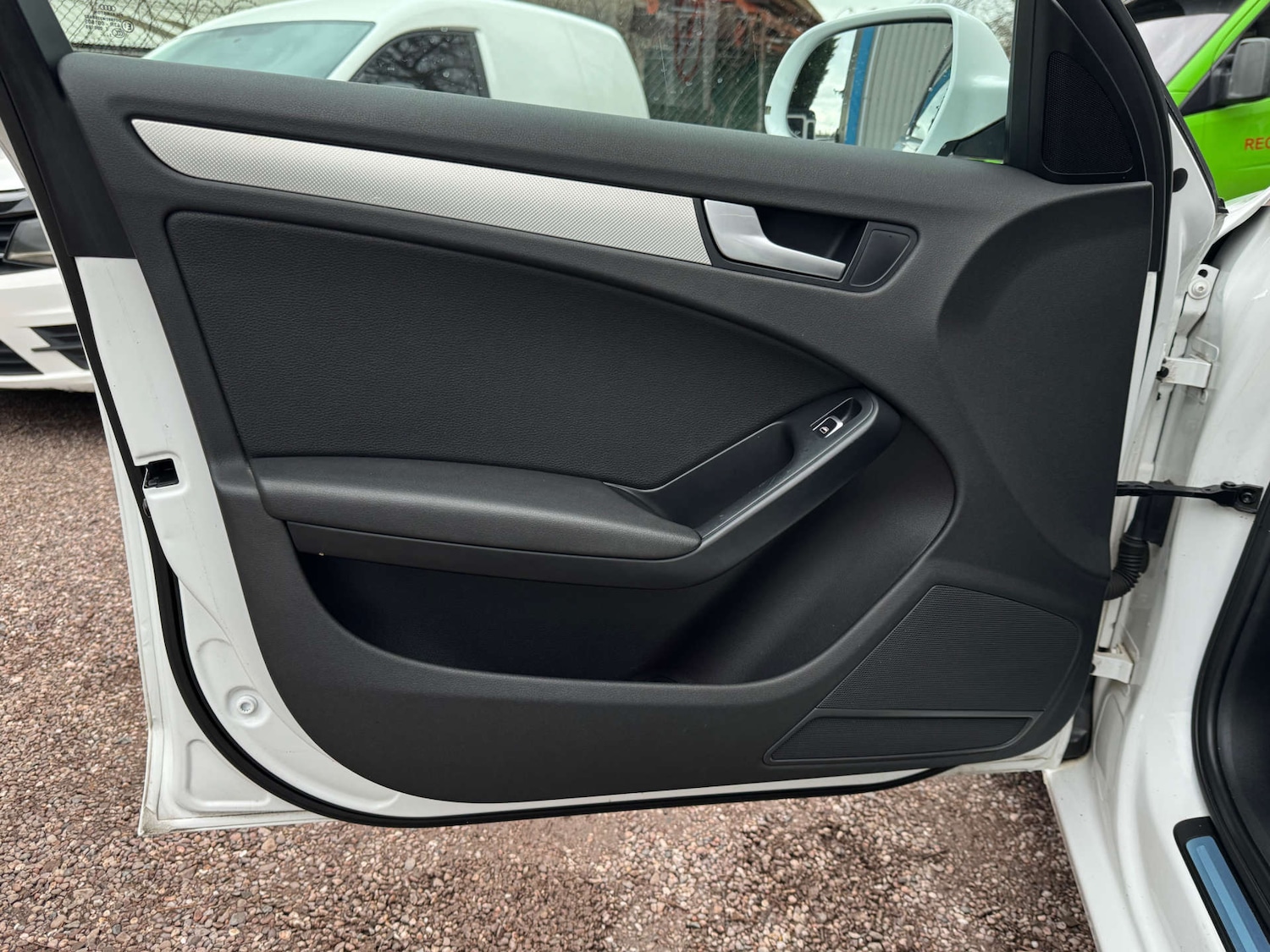 Used Audi A4 2014 for sale - 77326048: Photo 39