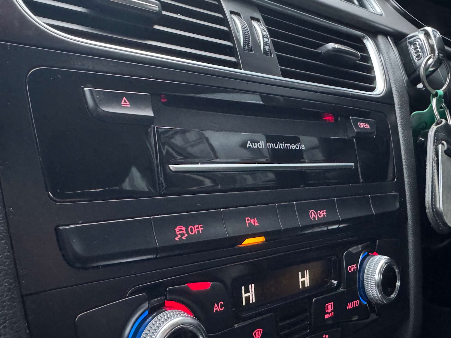 Used Audi A4 2014 for sale - 77326048: Photo 50