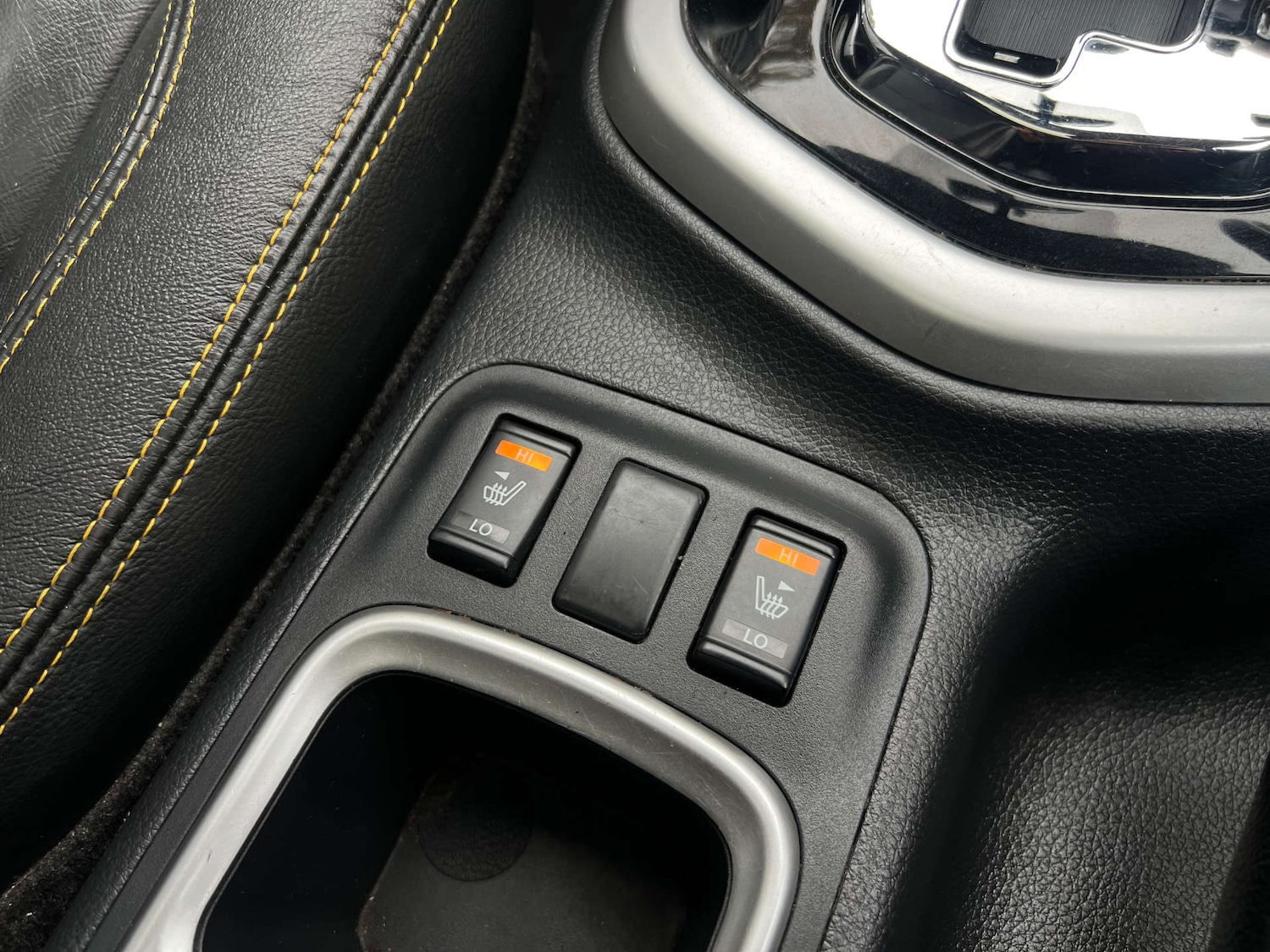 Used Nissan Navara 2019 for sale - 77152811: Photo 27